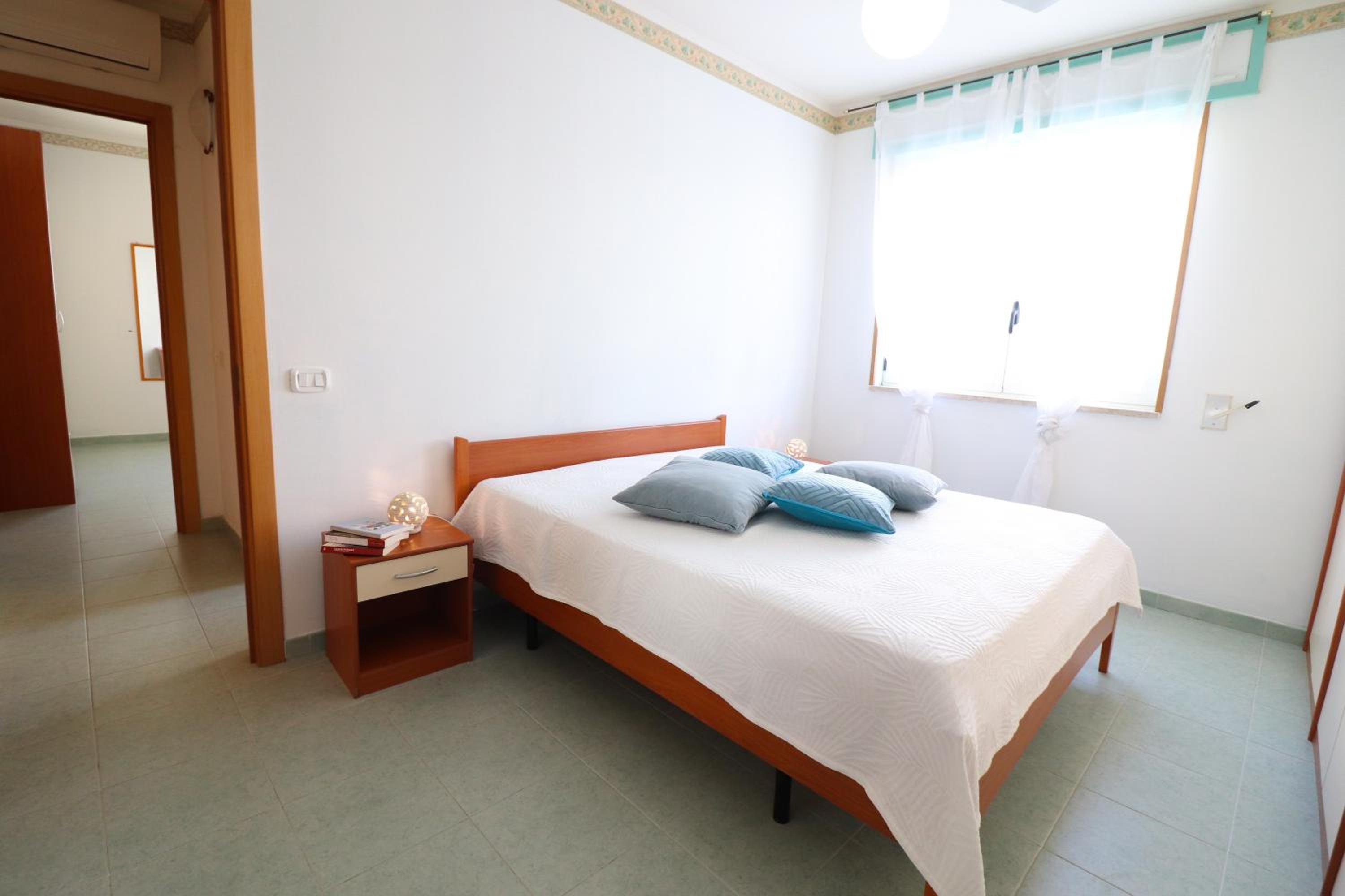 Two-Bedroom Deluxe Apartment with Garden View