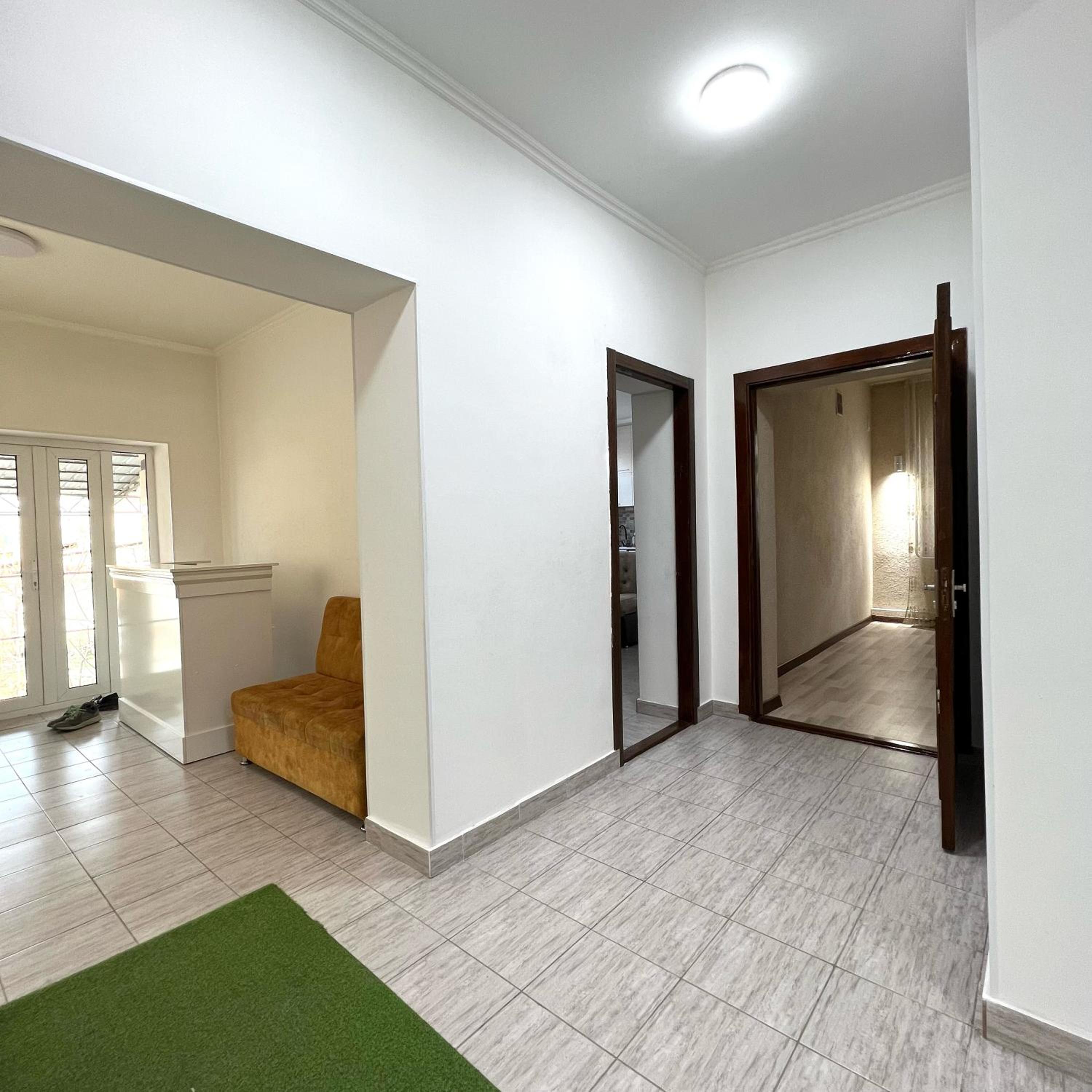 Bed in 8-Bed Mixed Dormitory Room