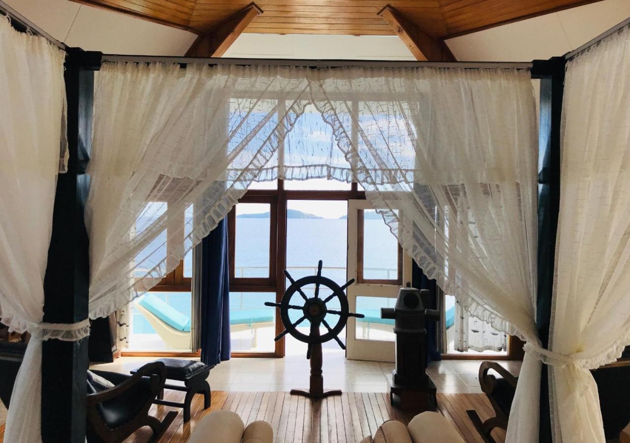 Junior Suite - Captain's Retreat photo 2