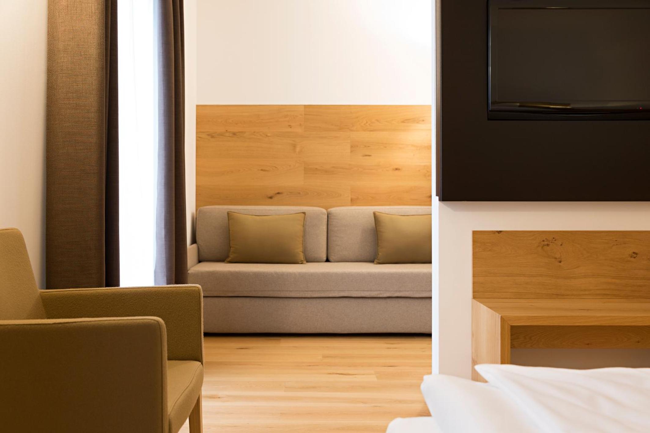 Superior Double Room - Photo 8