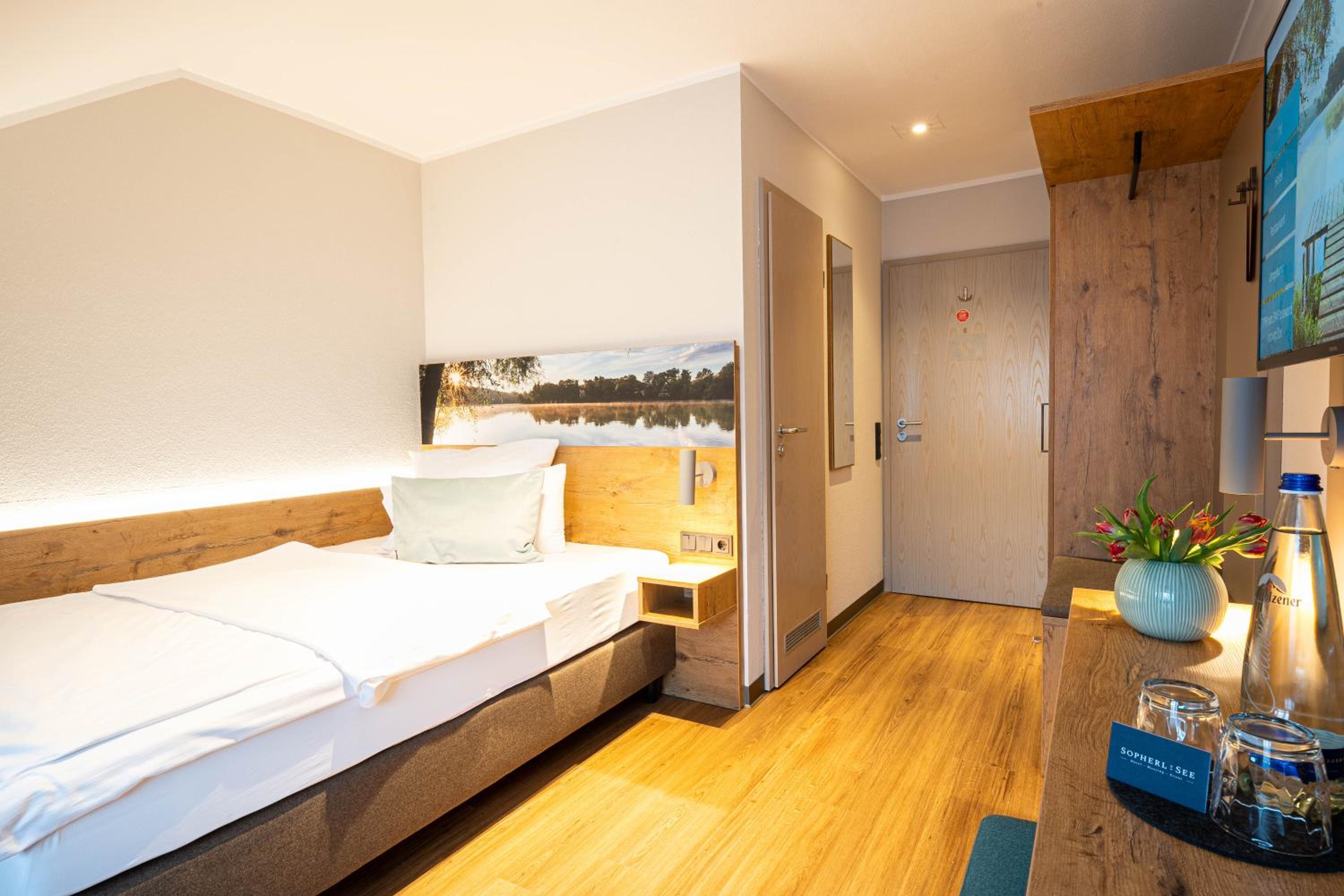 Single Room photo 3
