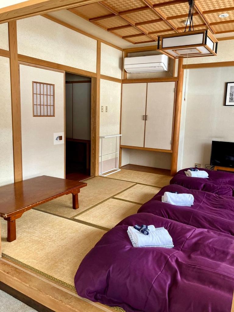 Double or Twin Room with Tatami Area photo 2