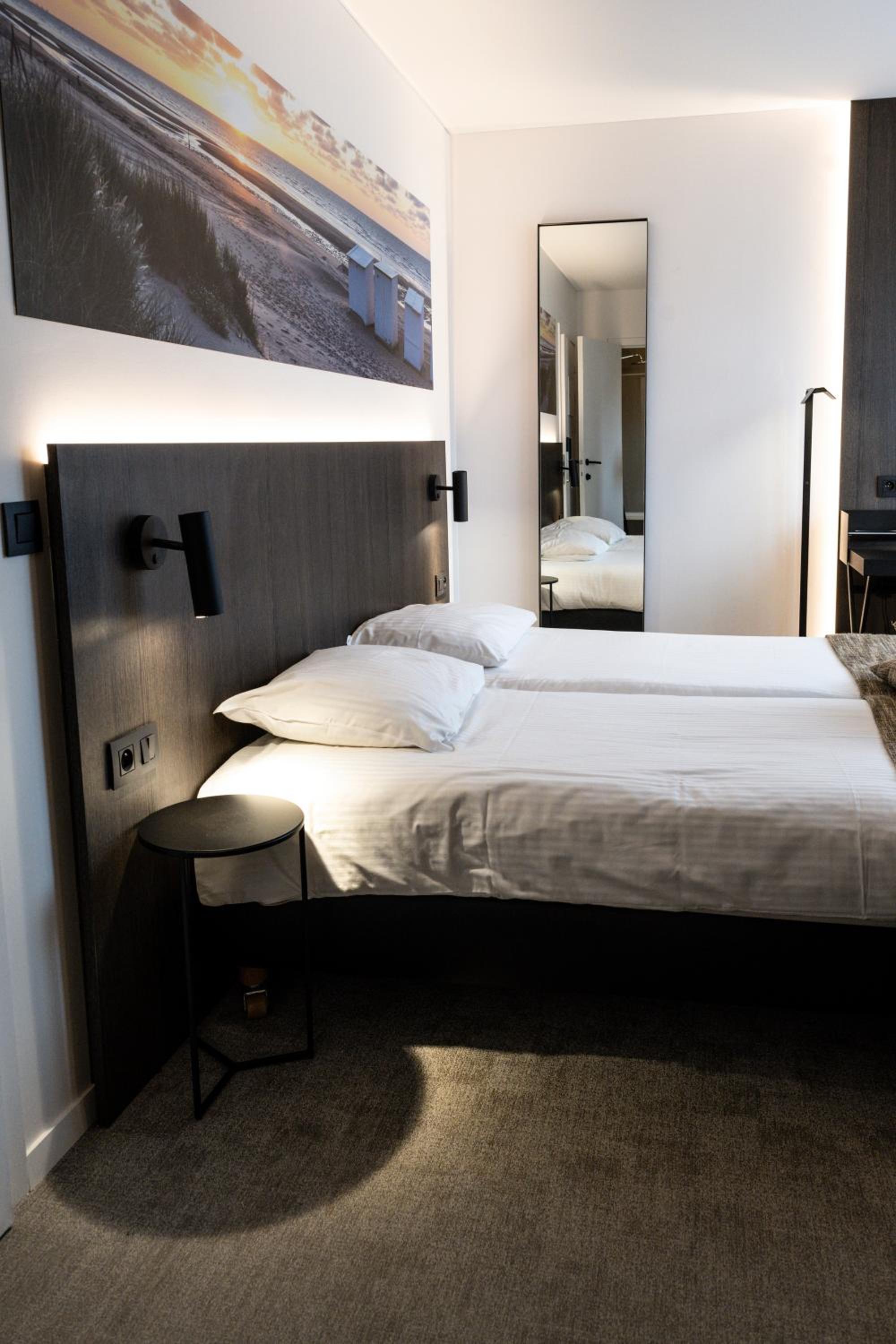 Small Double Room - Photo 1