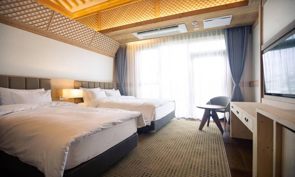 Superior Suite Room