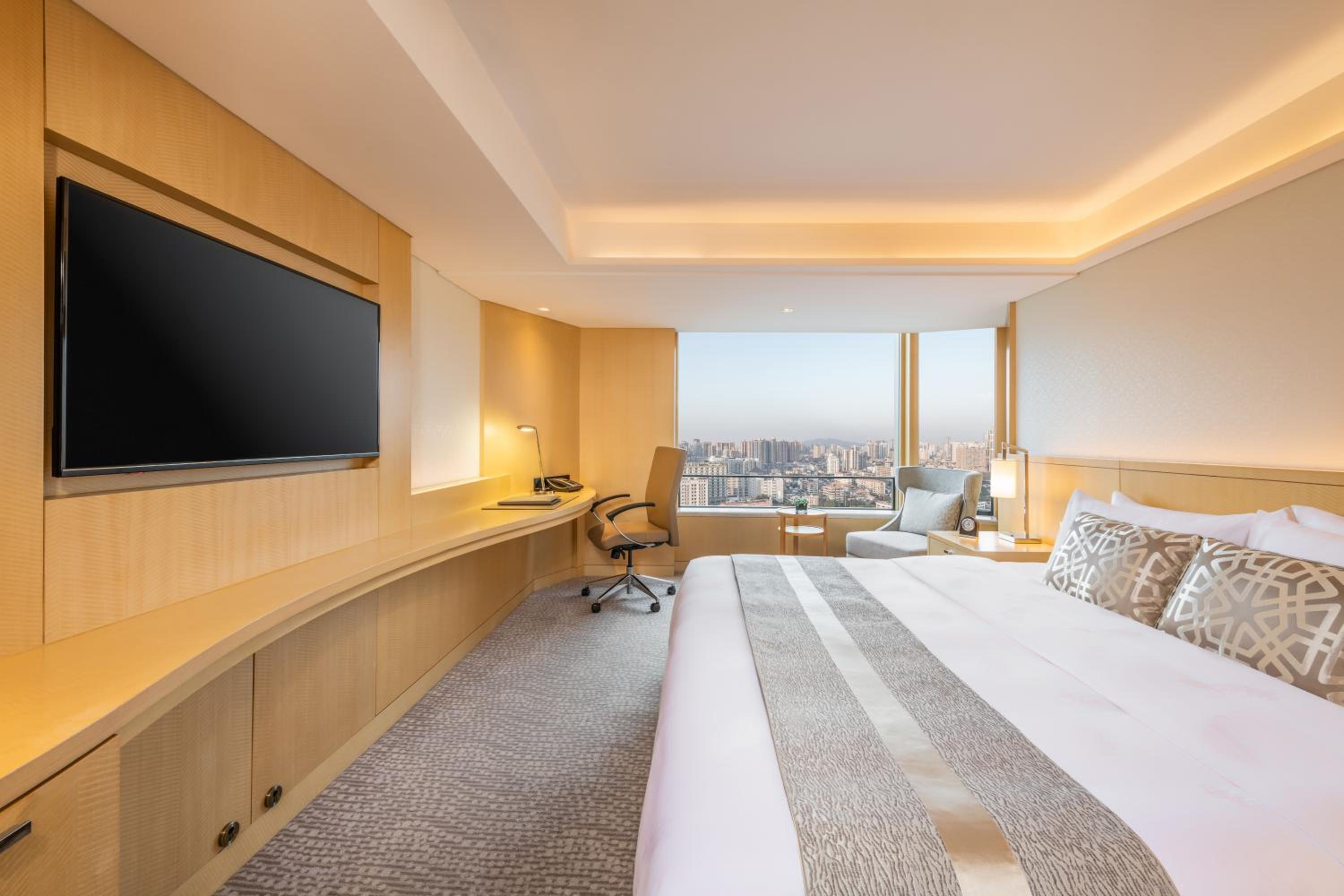 Standard Double Room with City View - Photo 1