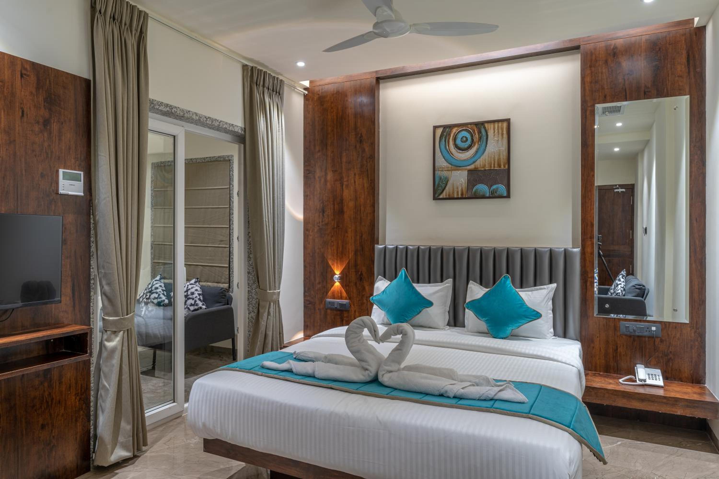 Deluxe Suite