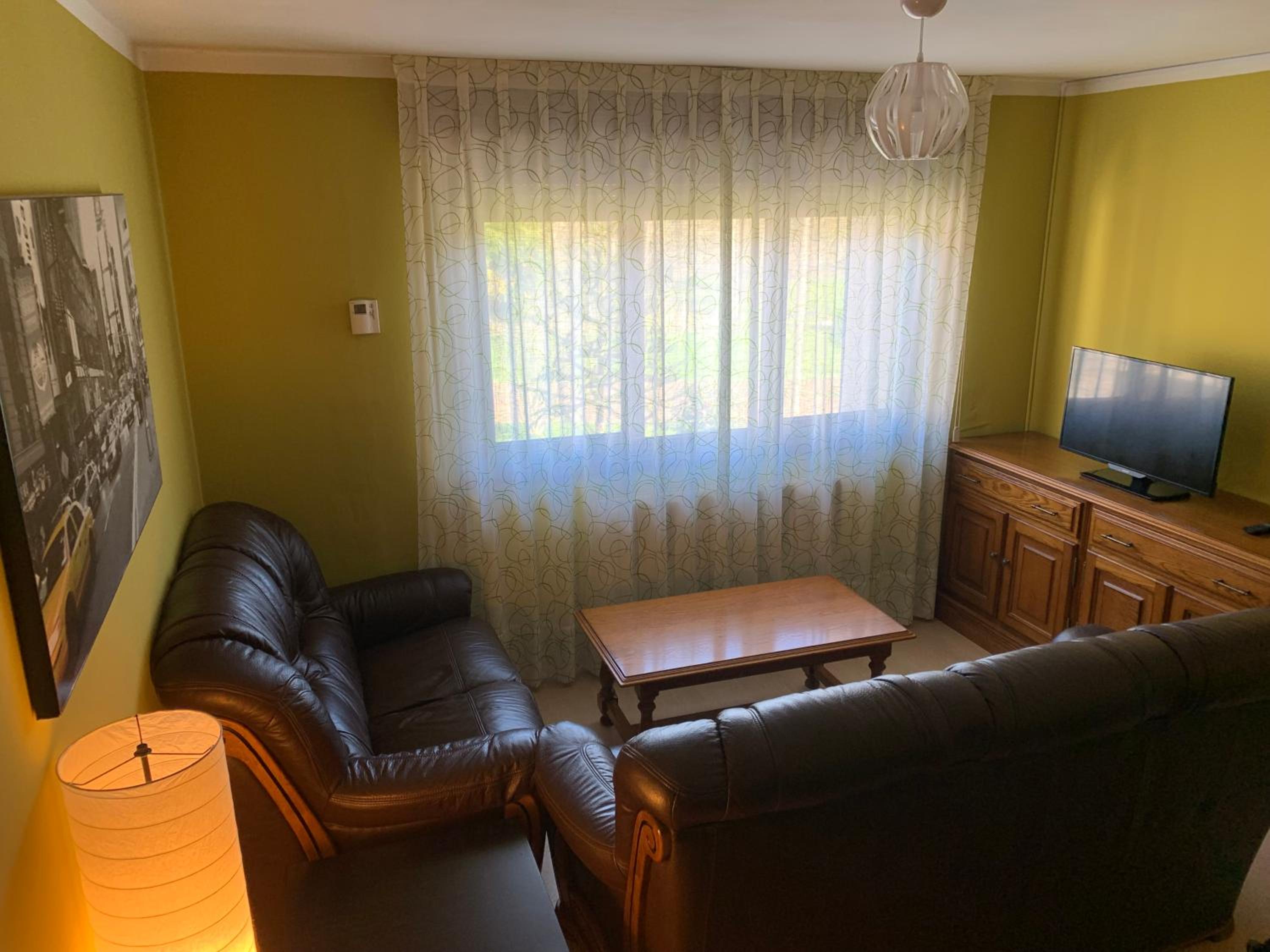 Casa de cuatro habitaciones