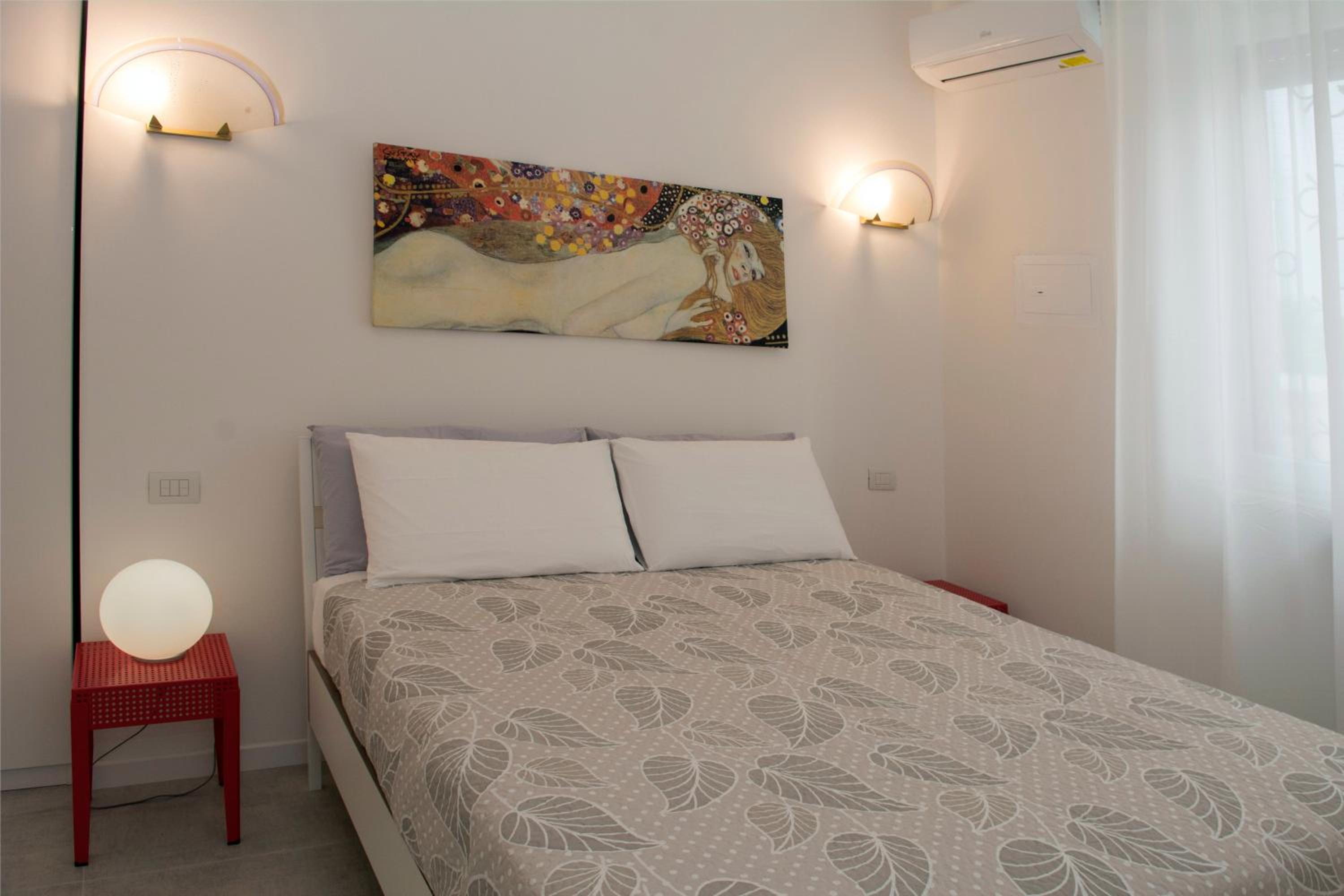 Two-Bedroom Apartment - Photo 1