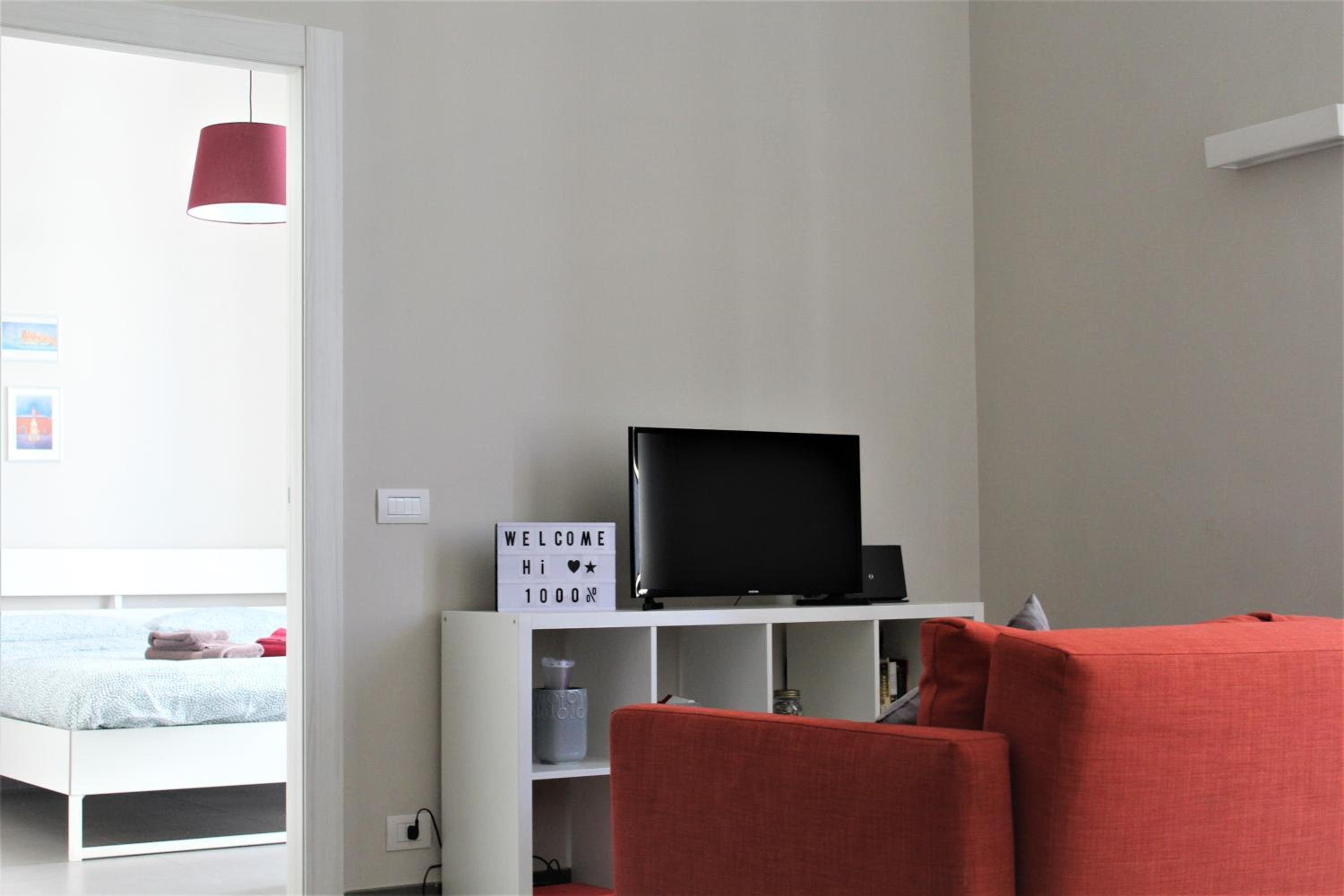 One-Bedroom Apartment photo 2