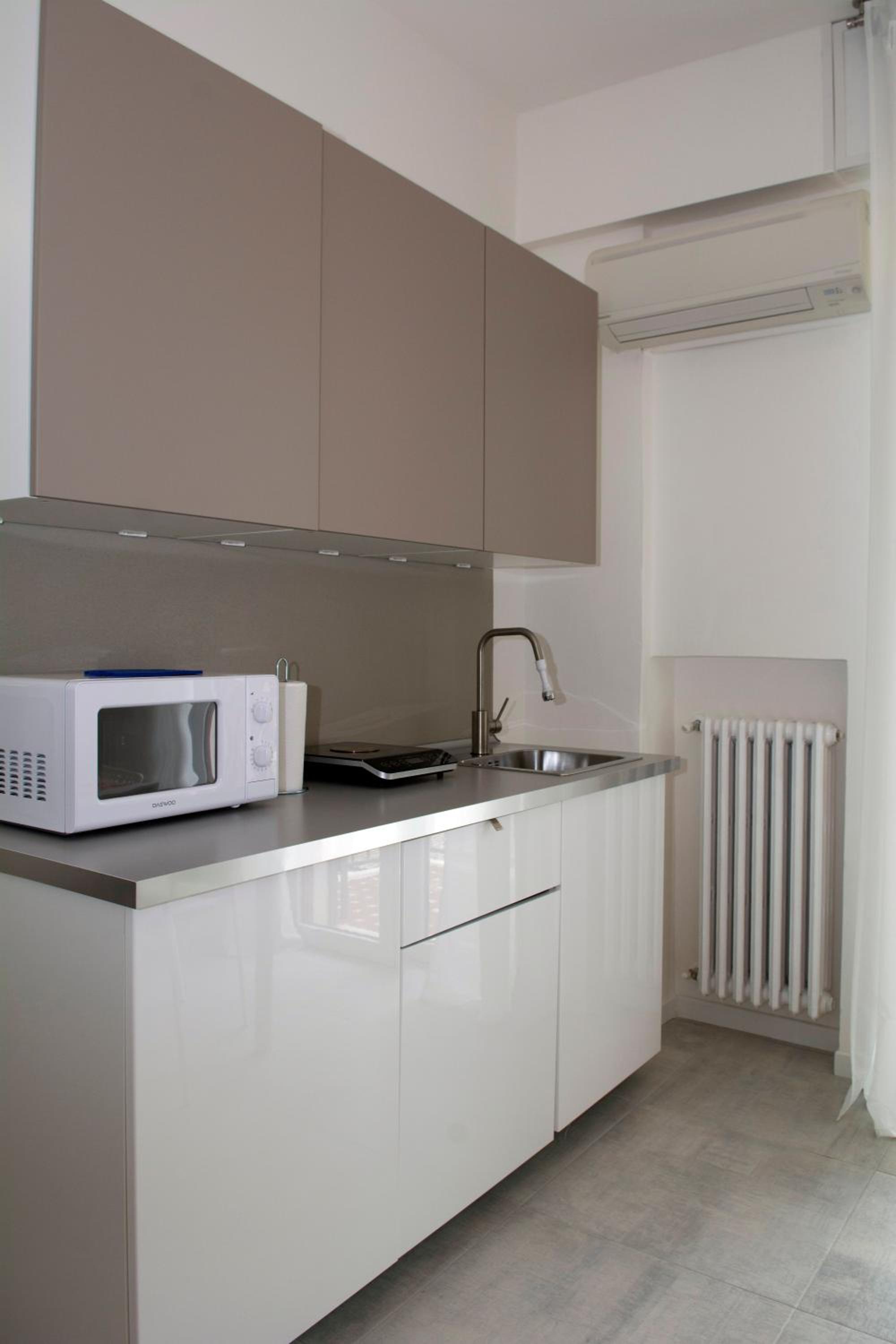 Two-Bedroom Apartment - Photo 3