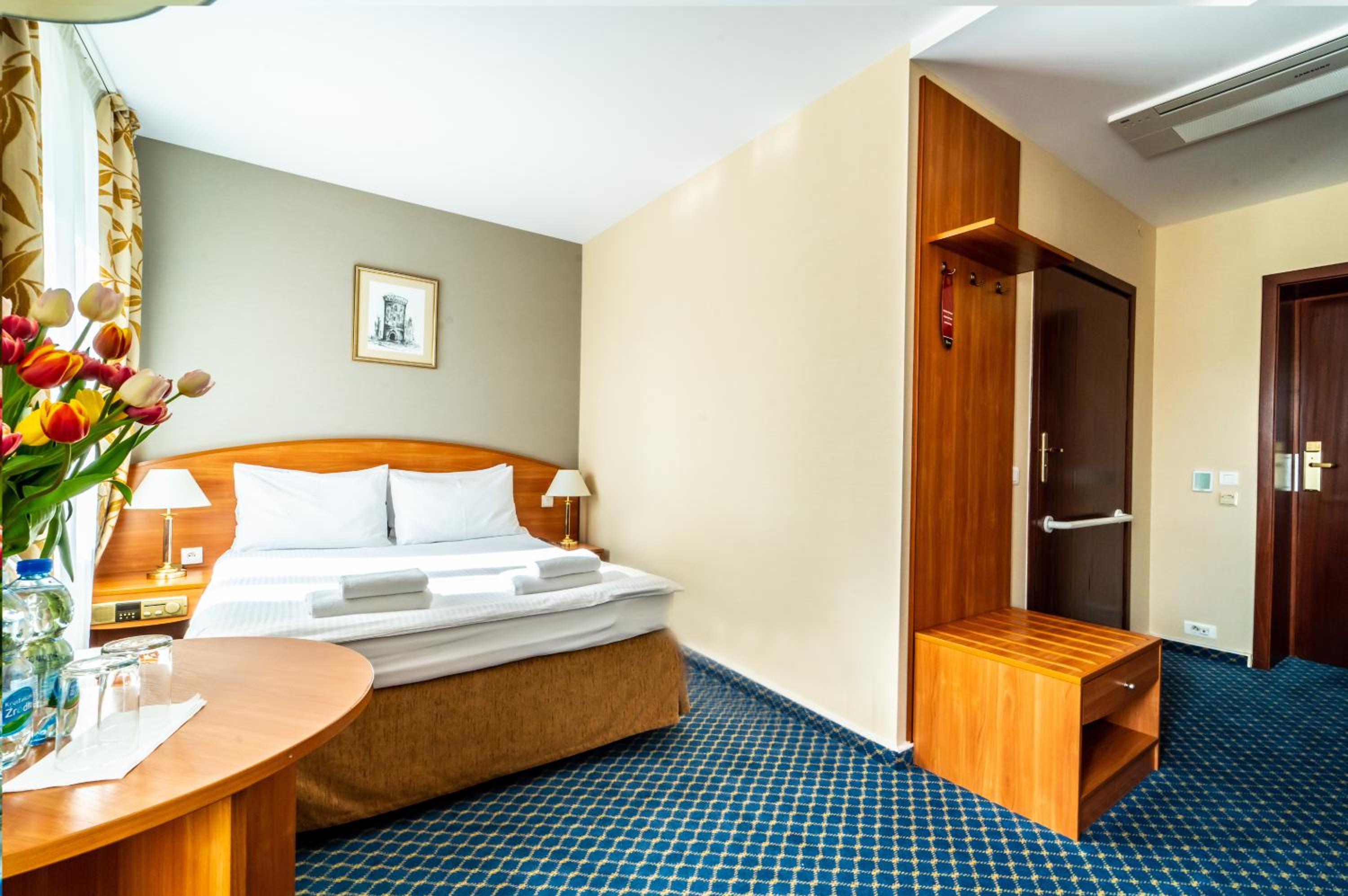 Standard Double Room photo 3