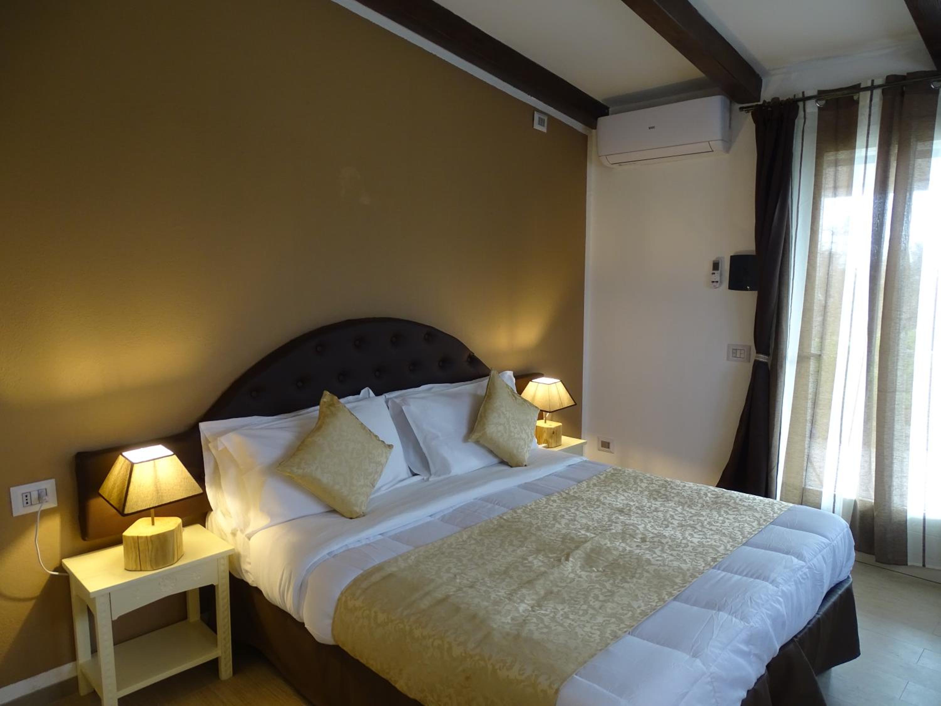 Triple Room with Private Bathroom