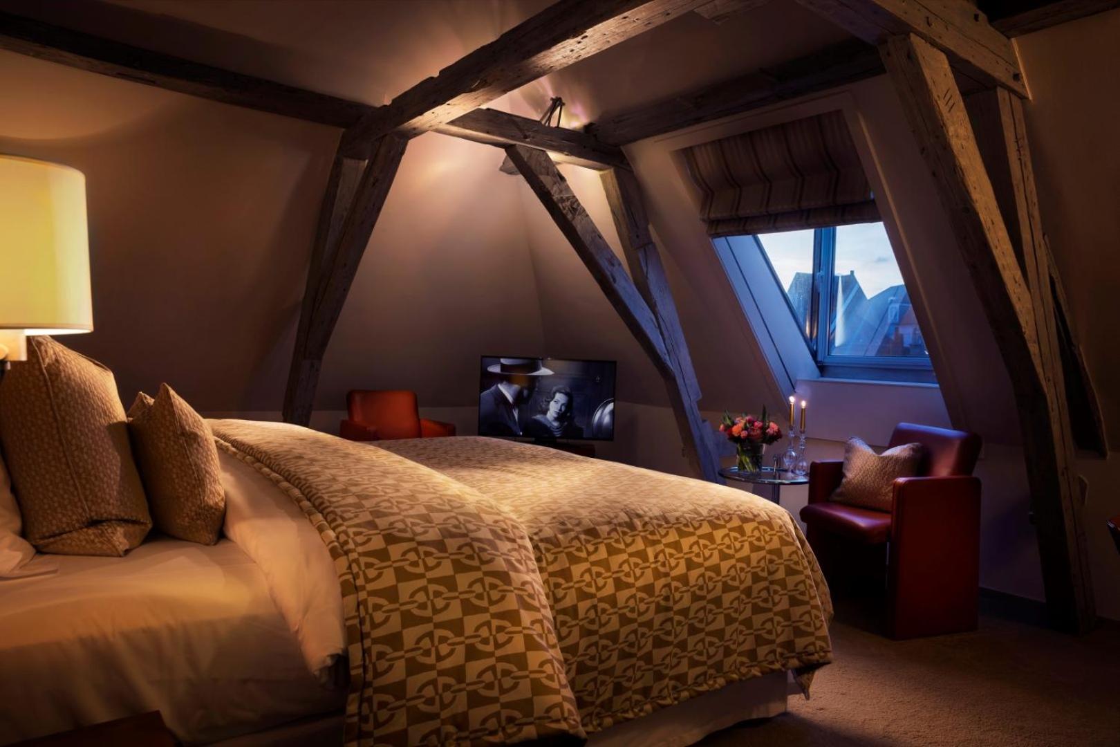 Junior Suite with Canal View