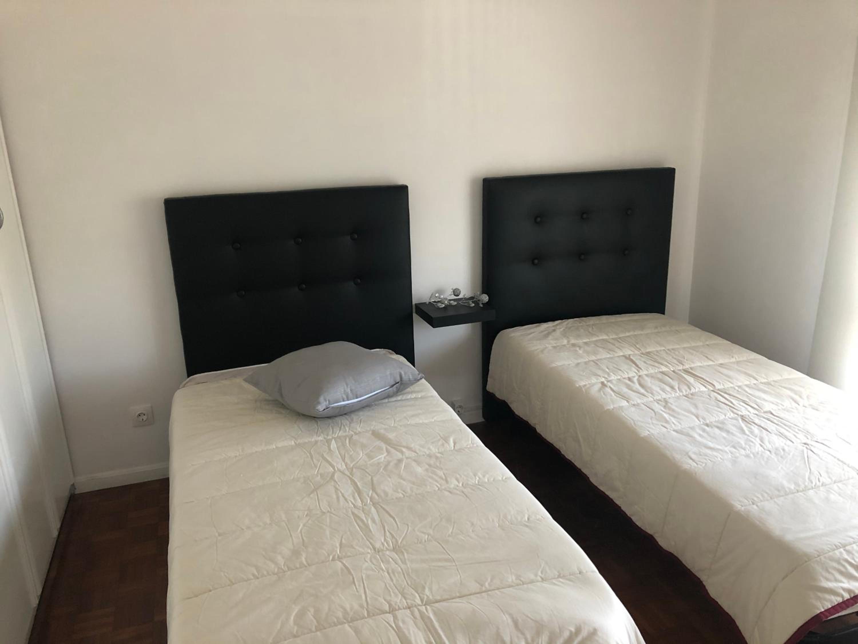Three-Bedroom Apartment photo 2