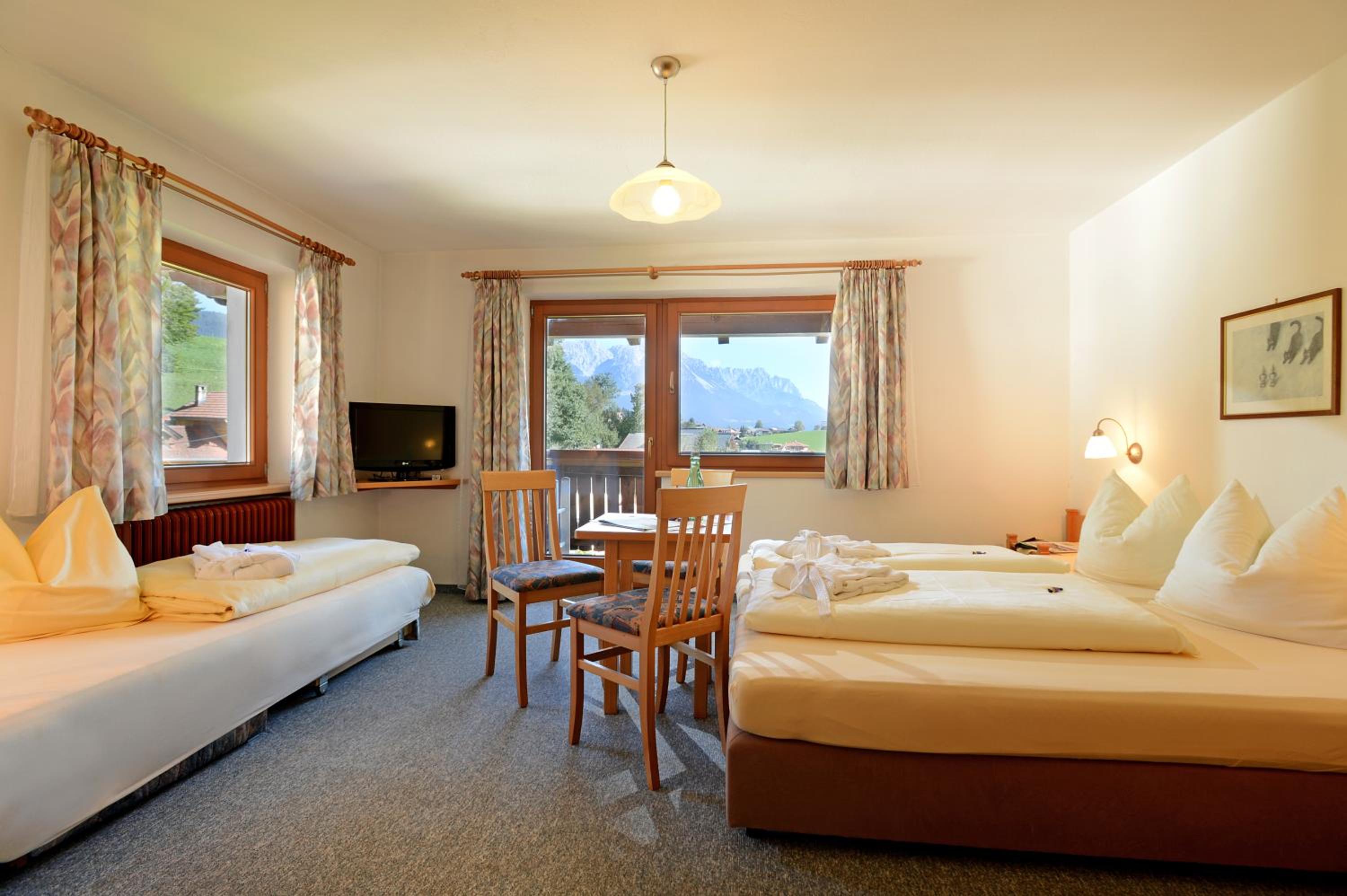 Standard Triple Room photo 1