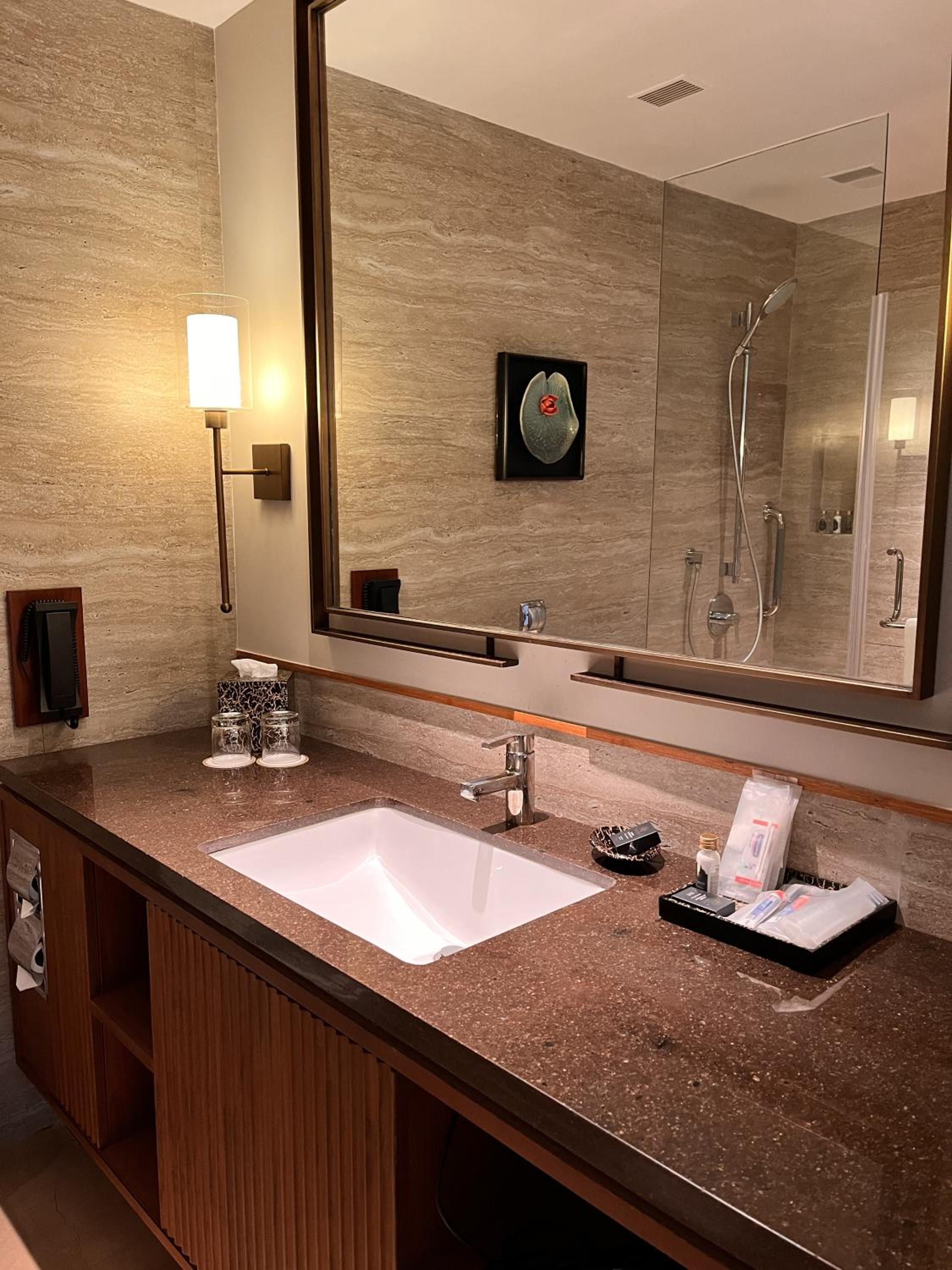 Luxury Room twin Bed - Photo 2