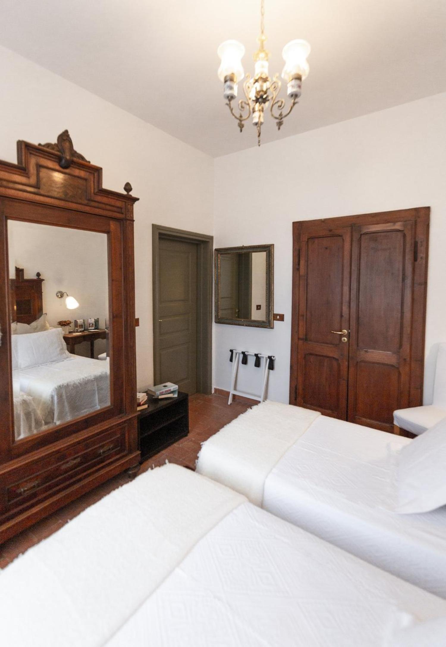 Double Room with Garden View photo 2