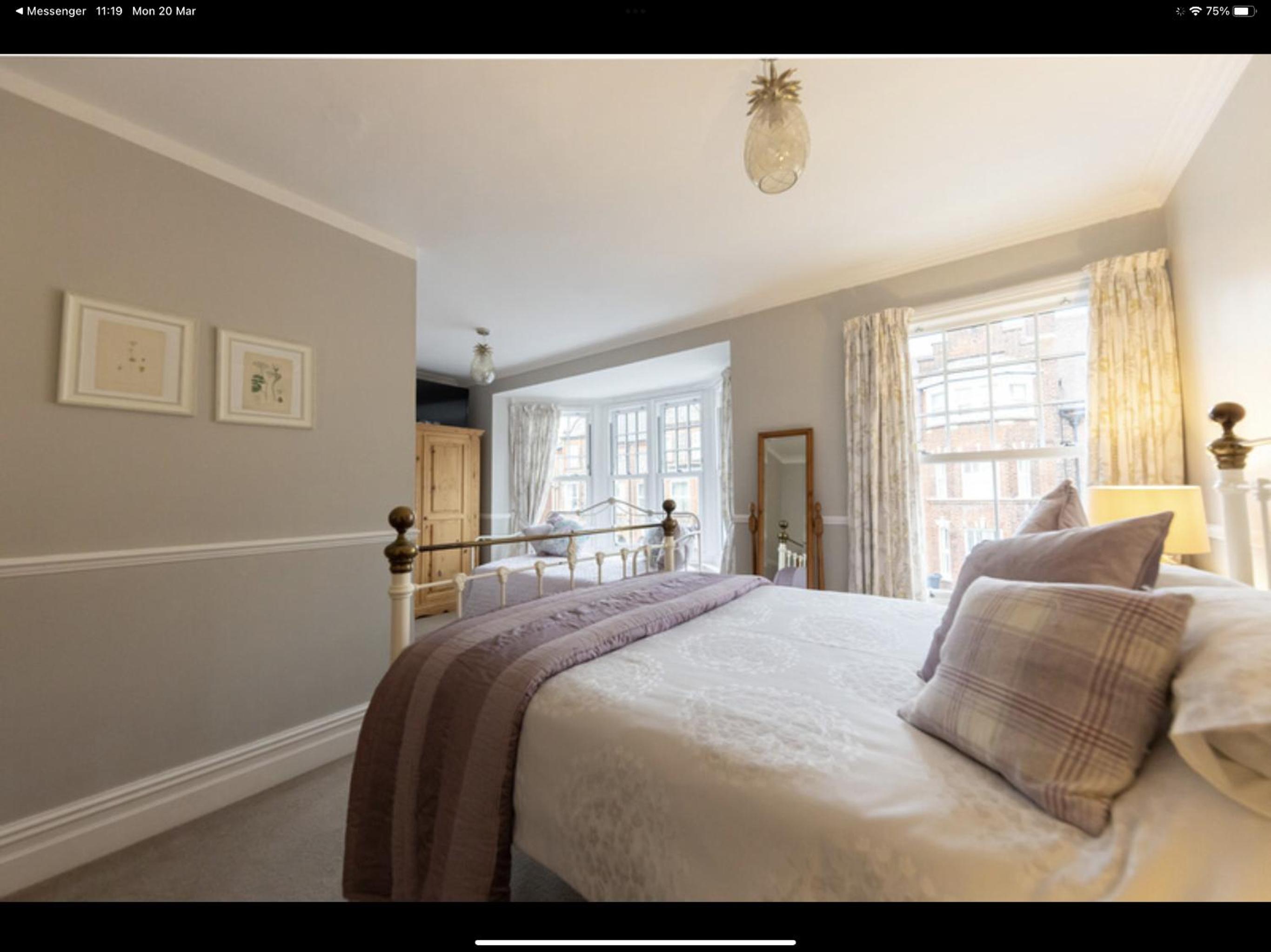 Deluxe King Room photo 3