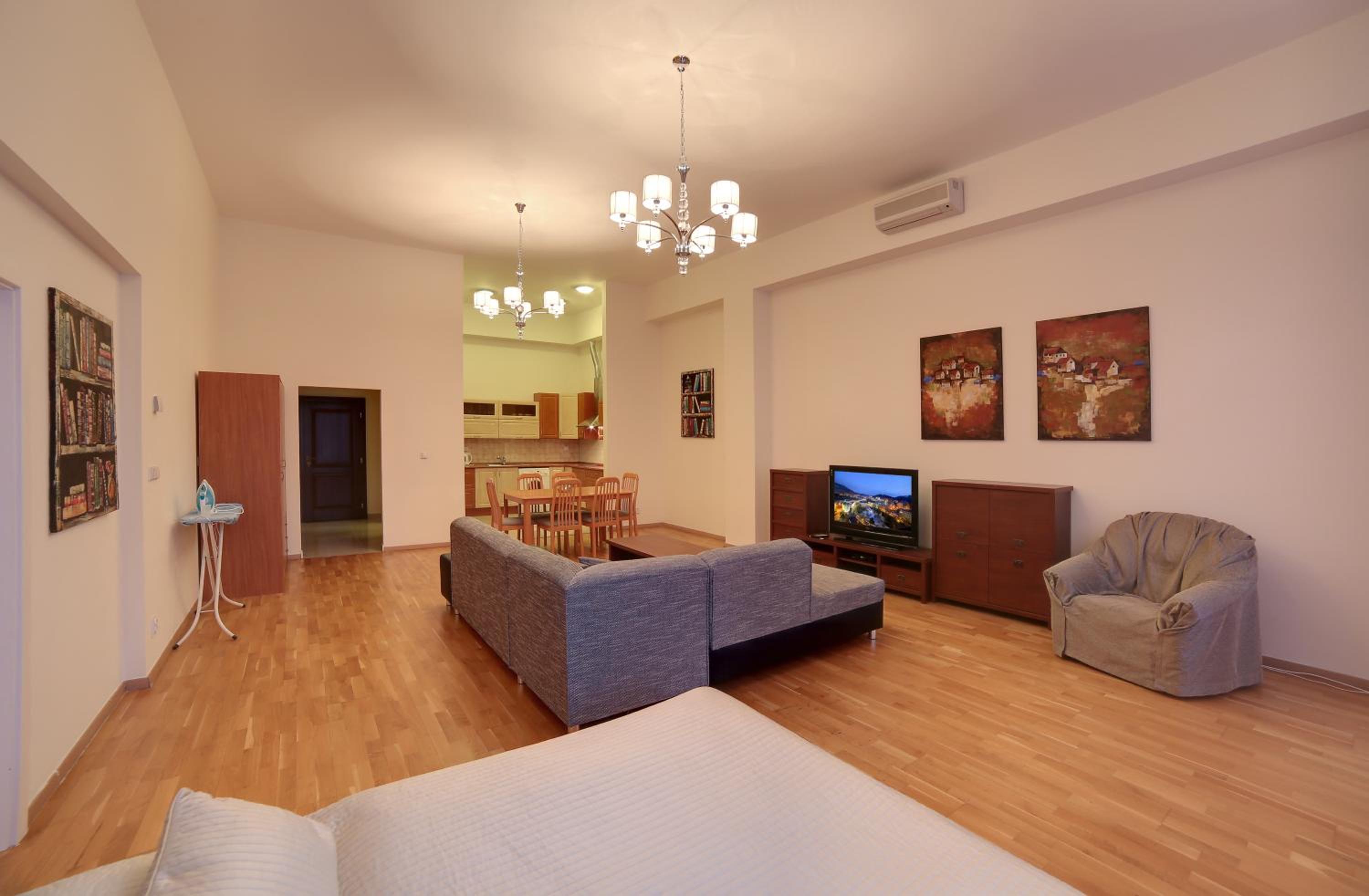 Apartment (5 Adults) photo 3