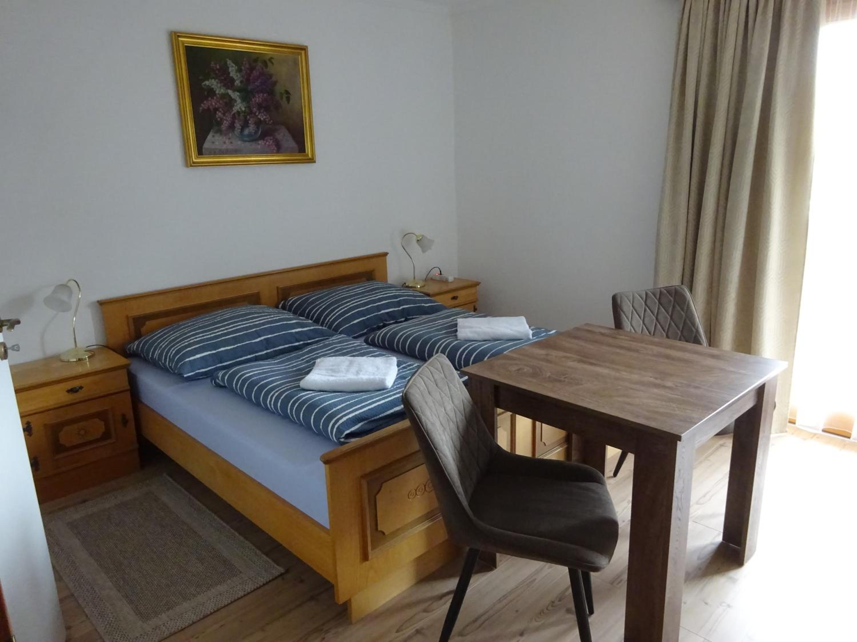 Apartment with Balcony photo 1