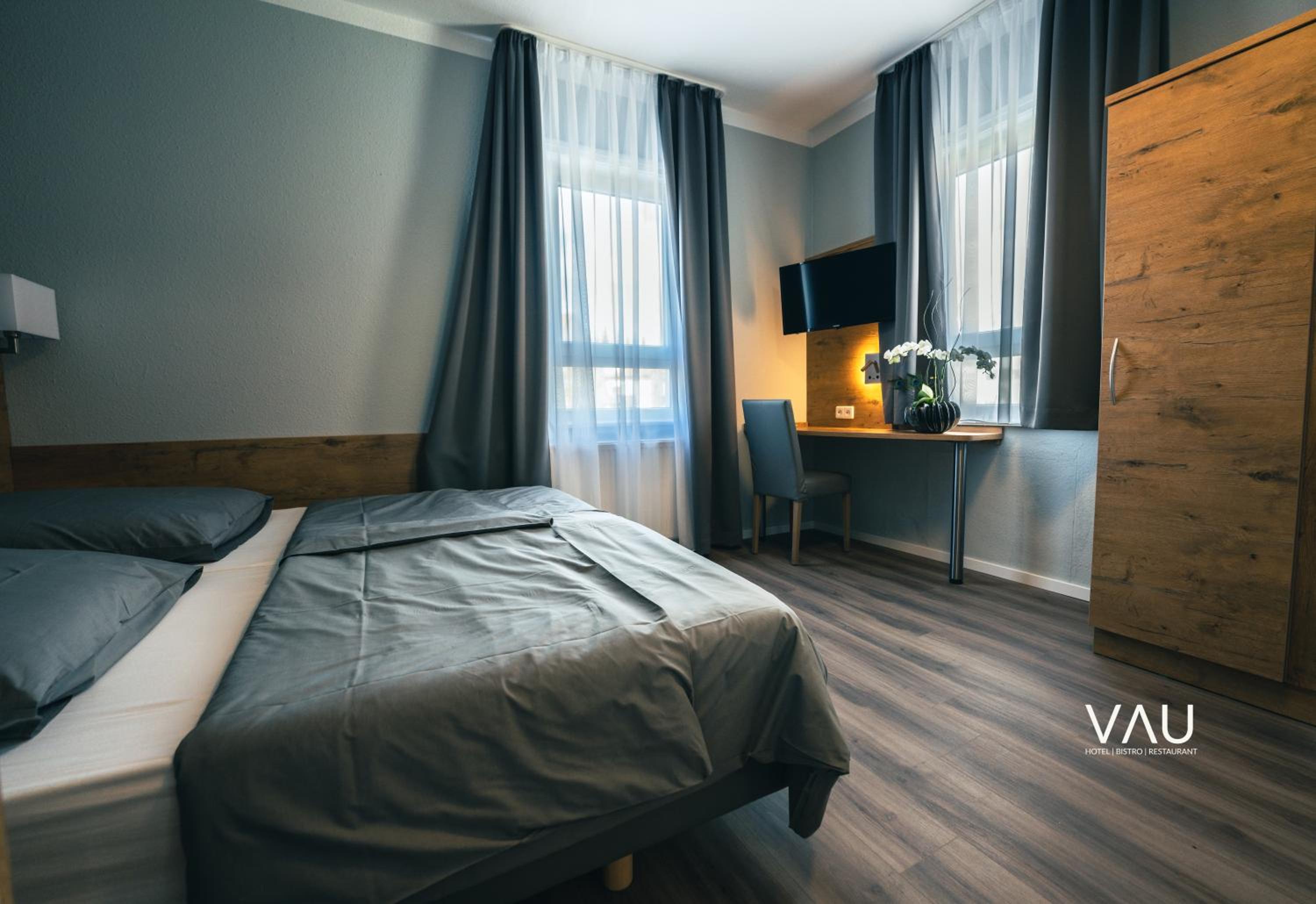 Double or Twin Room with Bathroom