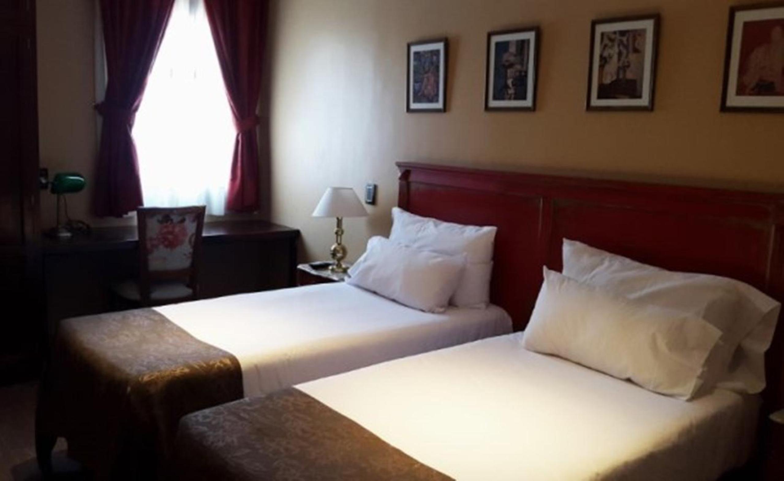 Double or Twin Room photo 2