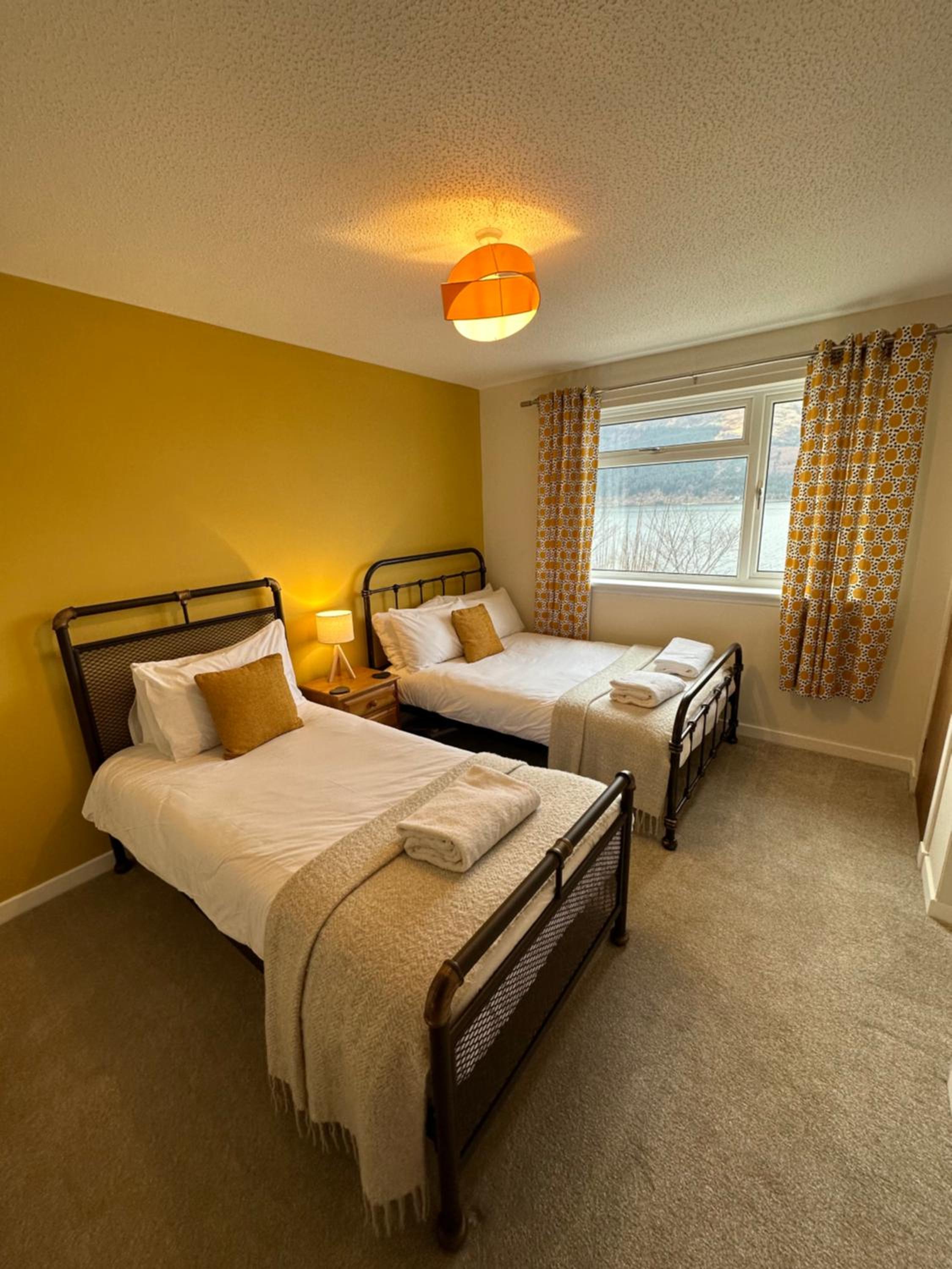 Four-Bedroom House photo 2