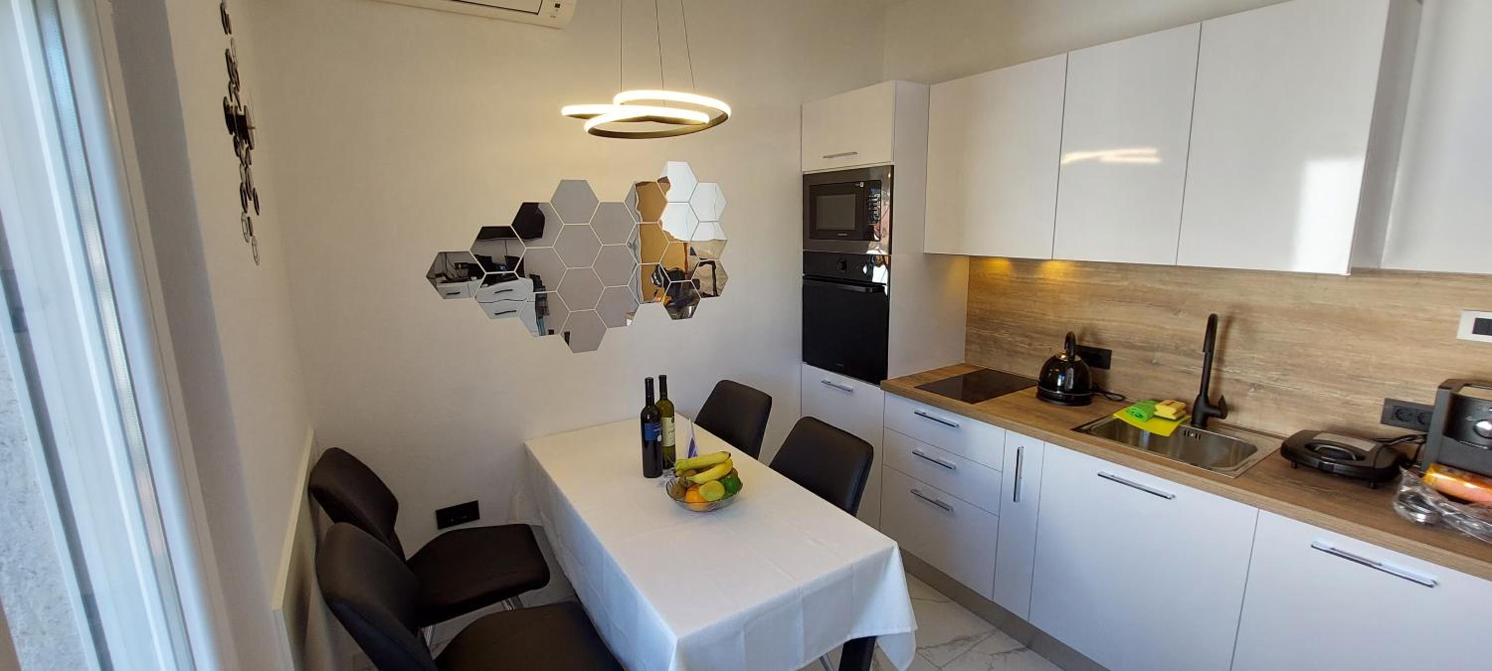 Superior Apartment photo 3