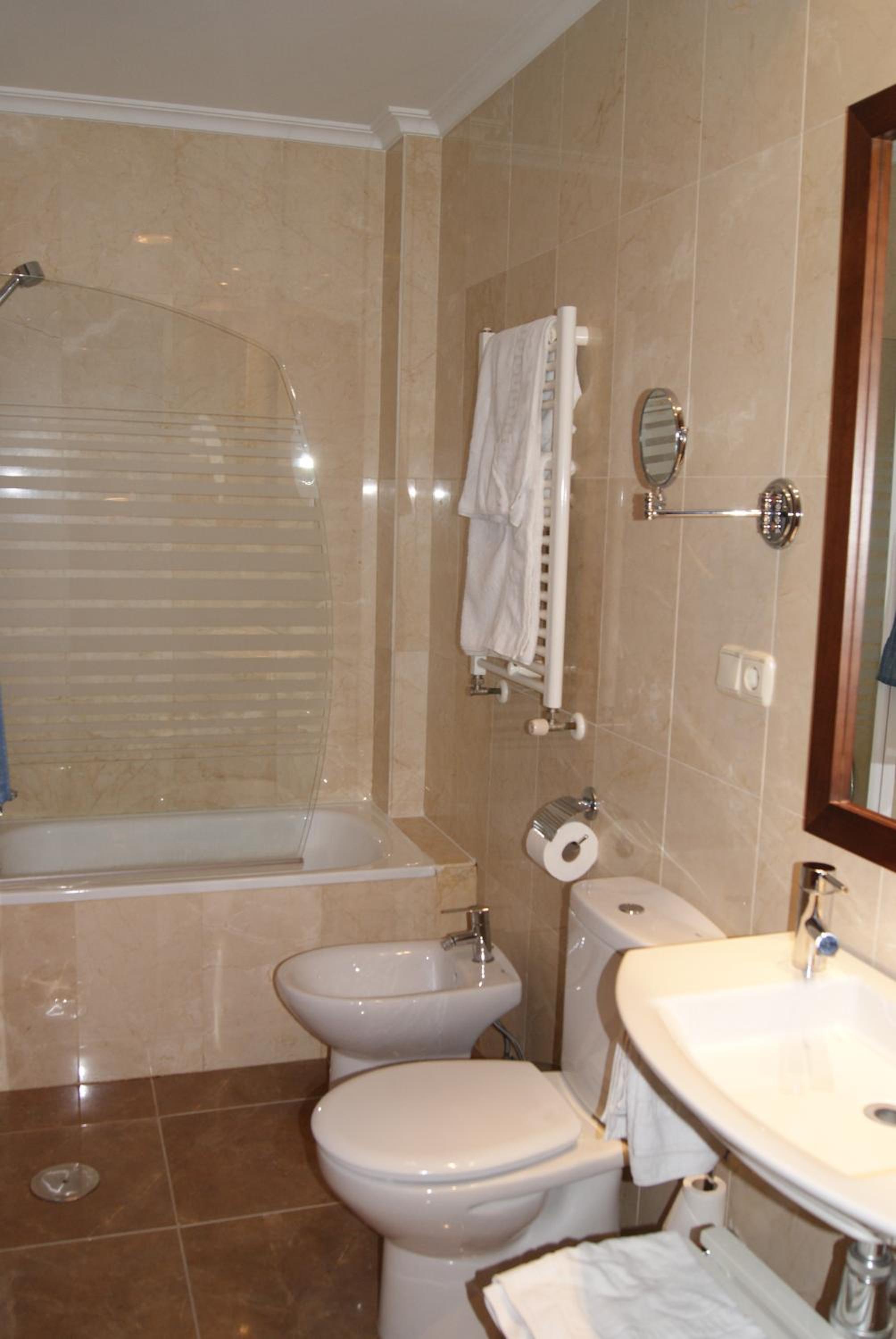 Standard Quadruple Room - Photo 2