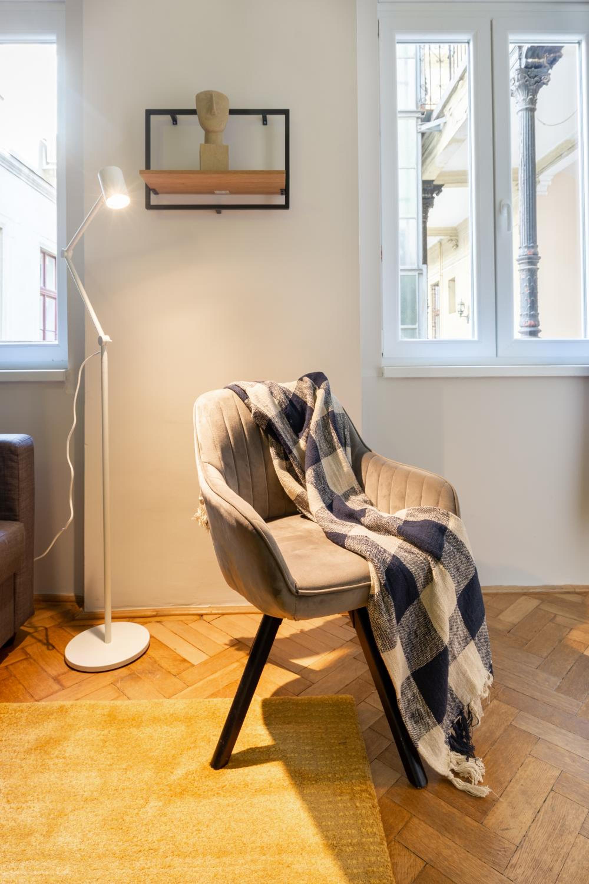 One-Bedroom Apartment - Photo 27