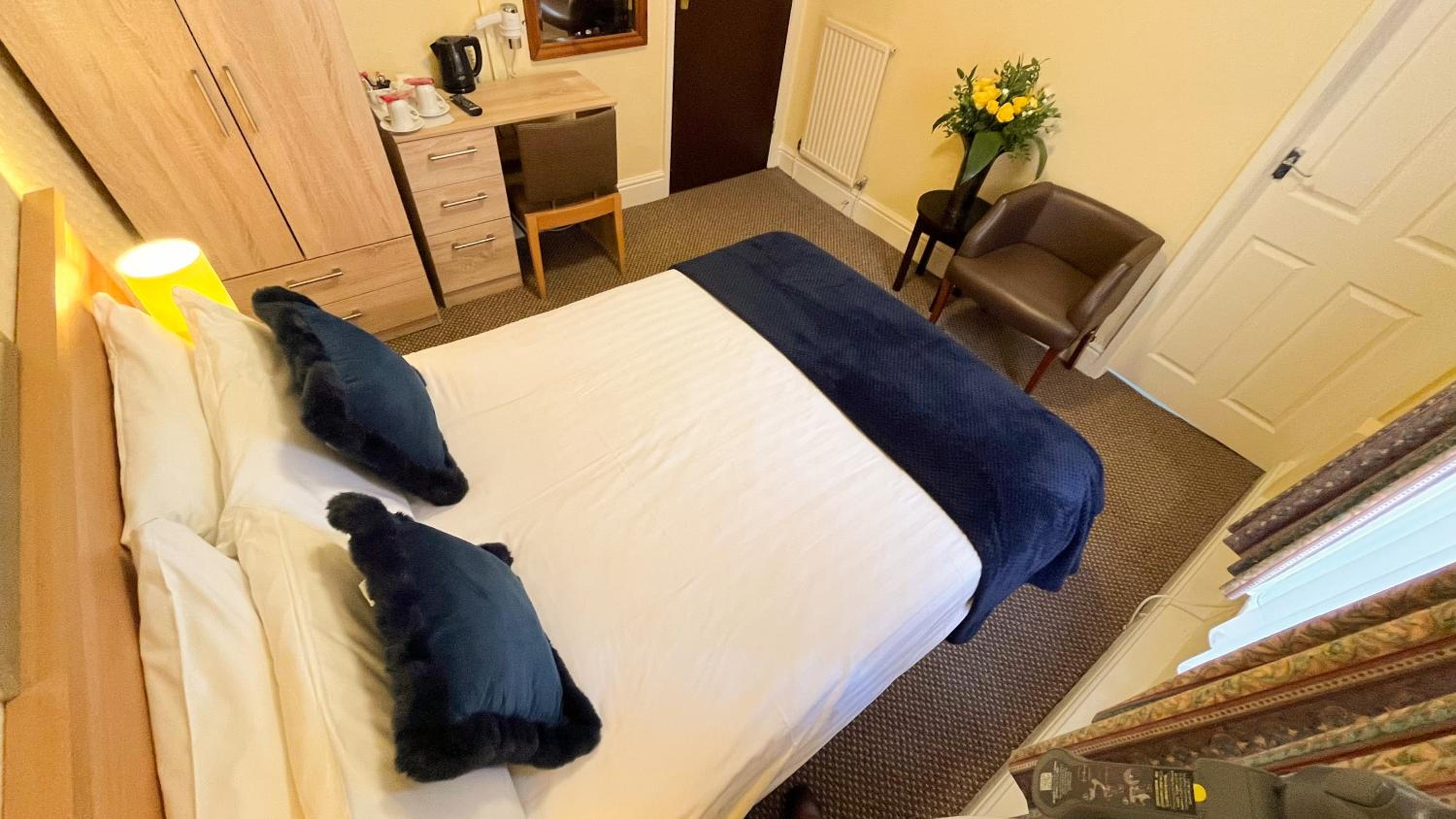 Double Room - Photo 4