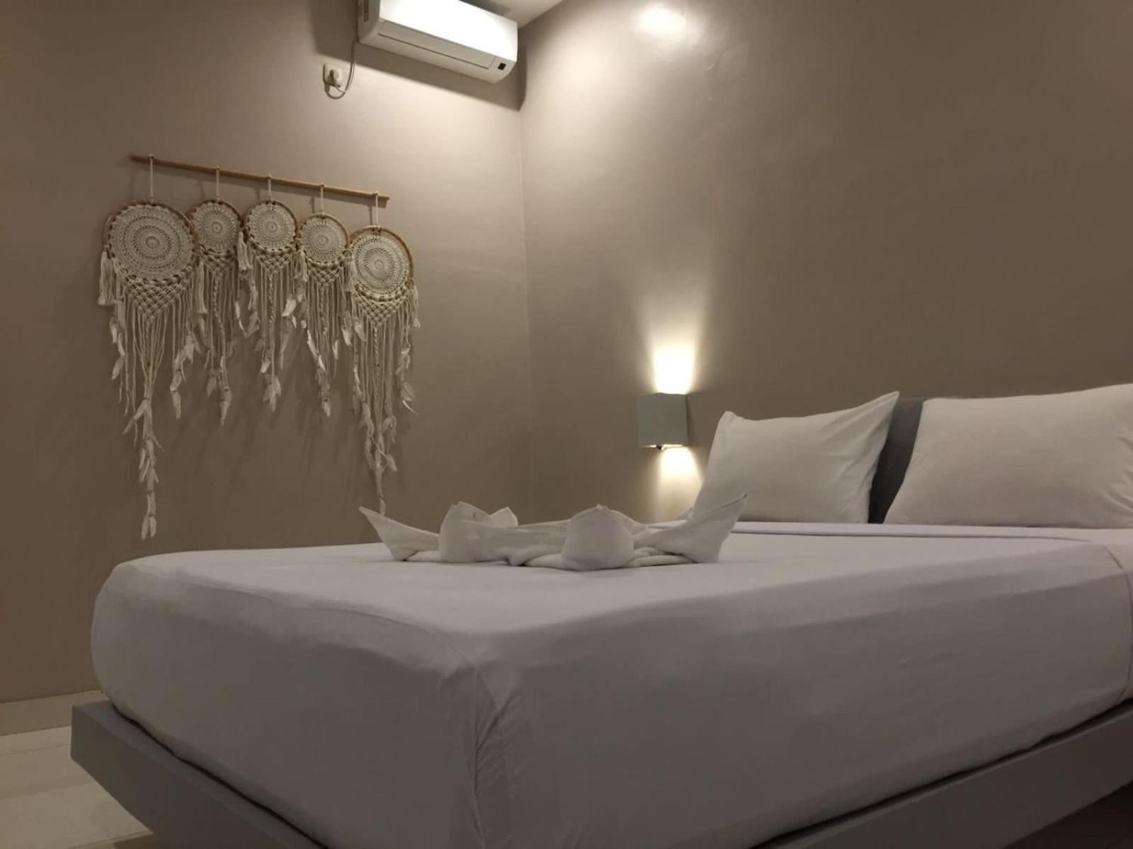 Double Room - Photo 22