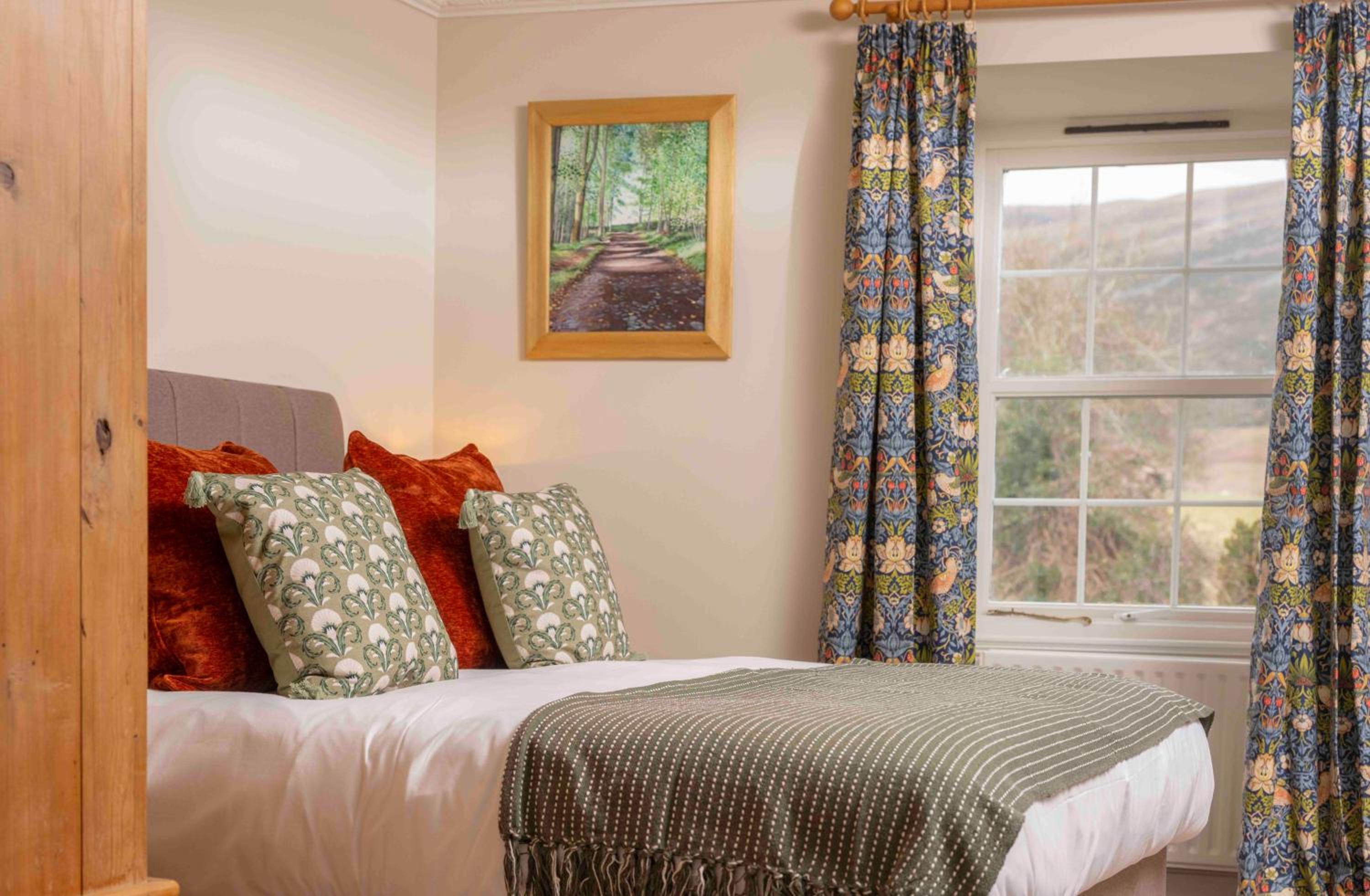 Standard King Room photo 3