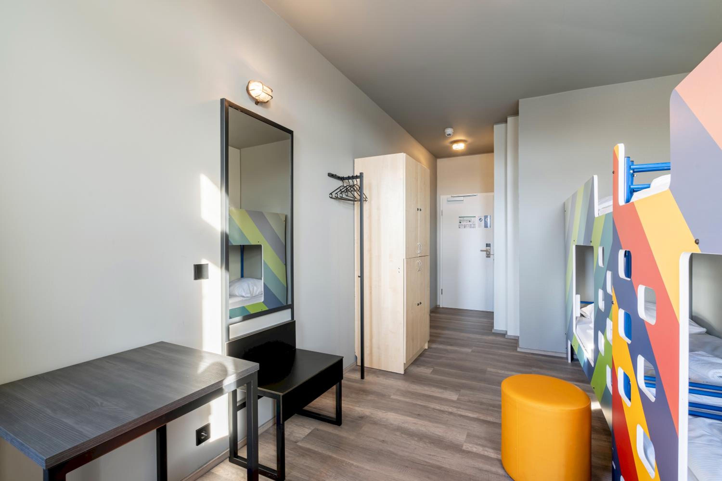 Quadruple Room - Photo 4