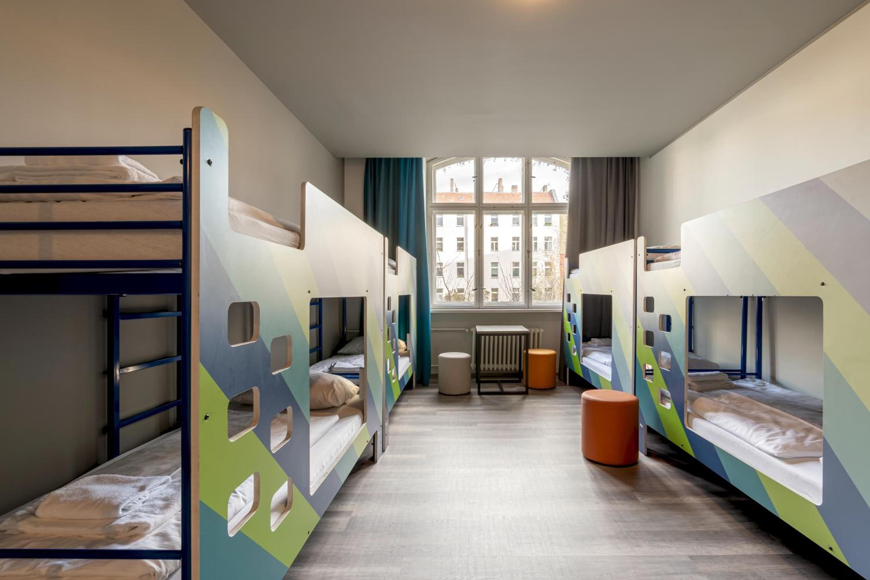 8-Bed Room (Bunk Beds Only) - Photo 2