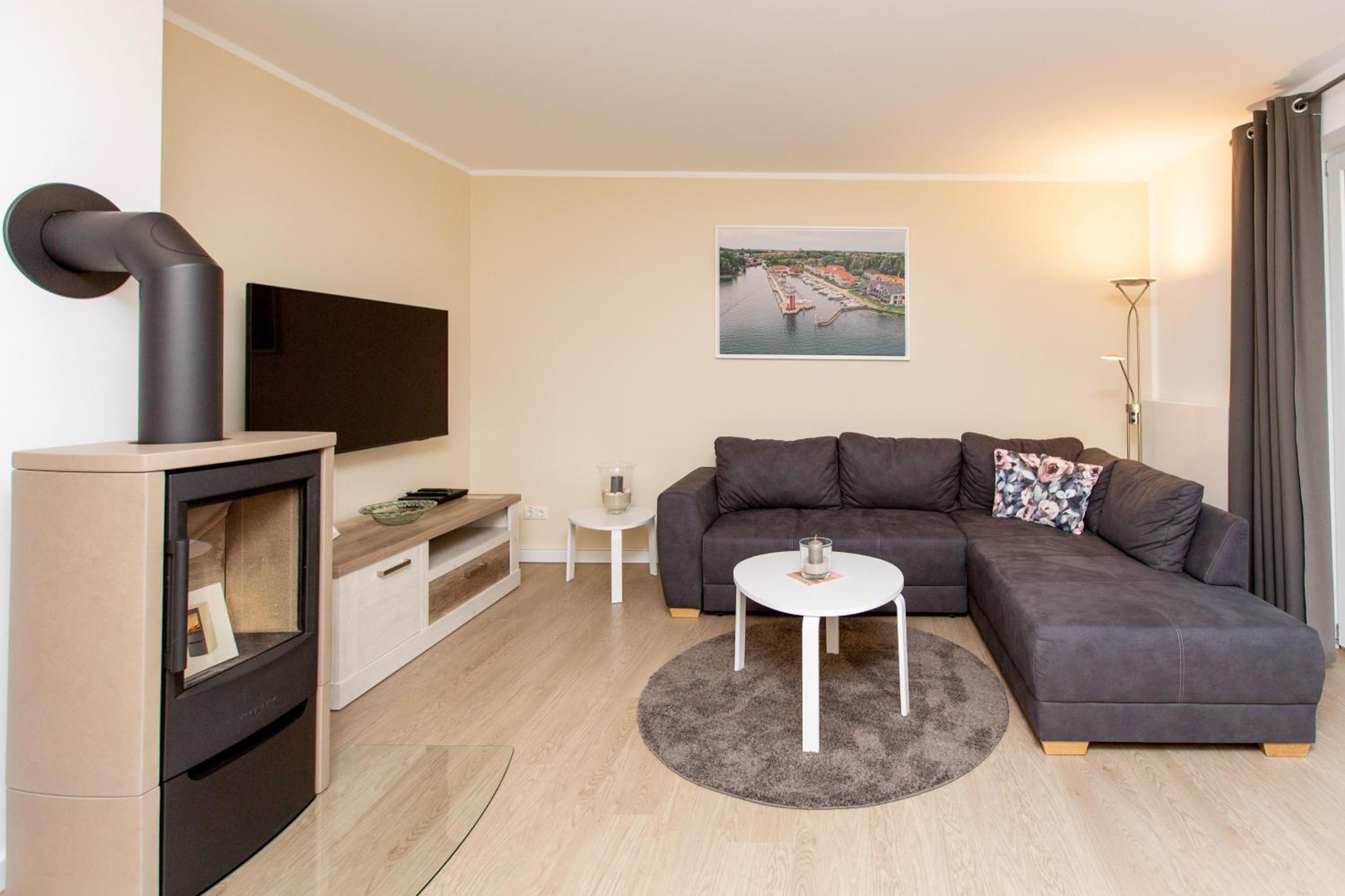 Apartment with Lake View photo 1