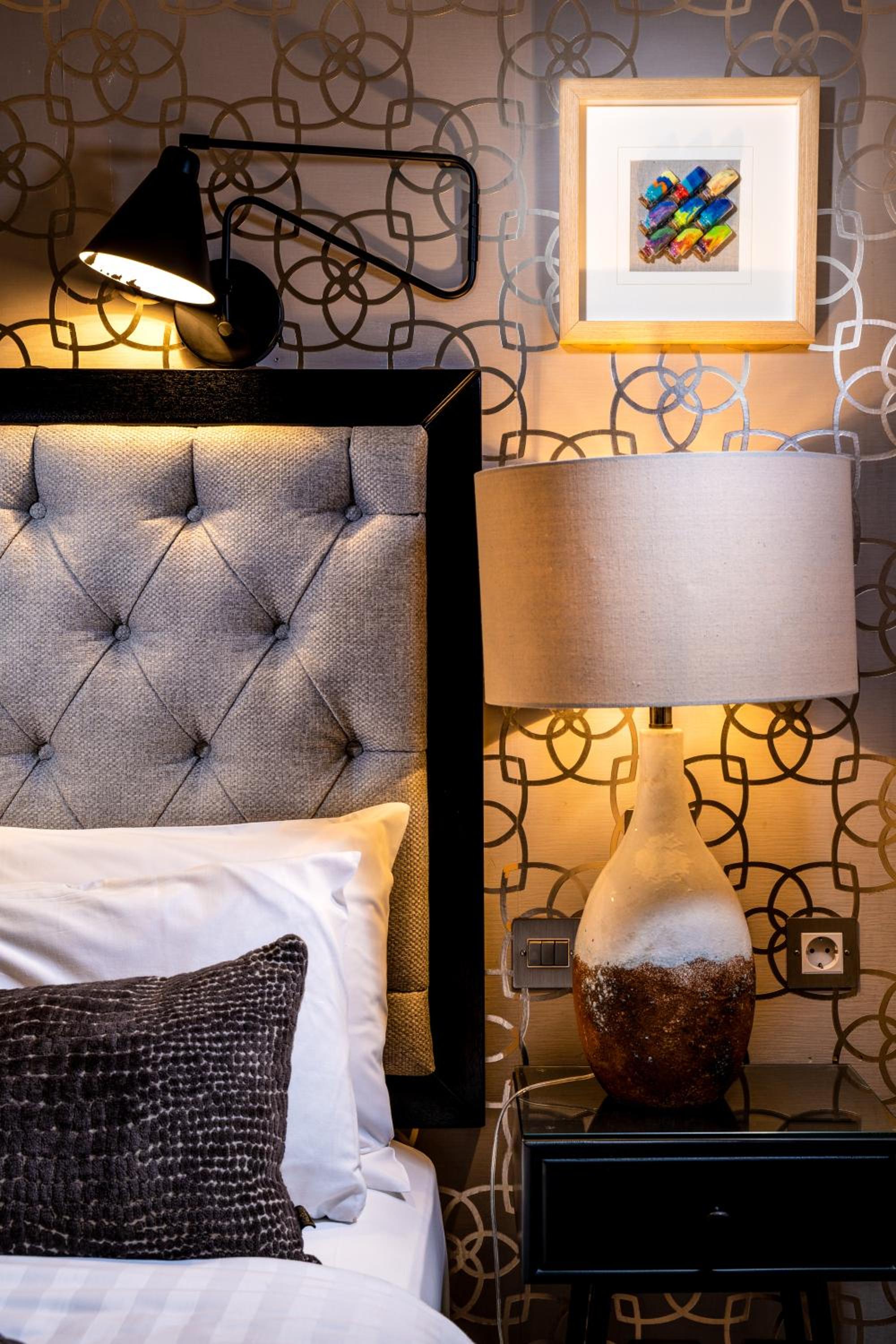 Double Room thumbnail 5