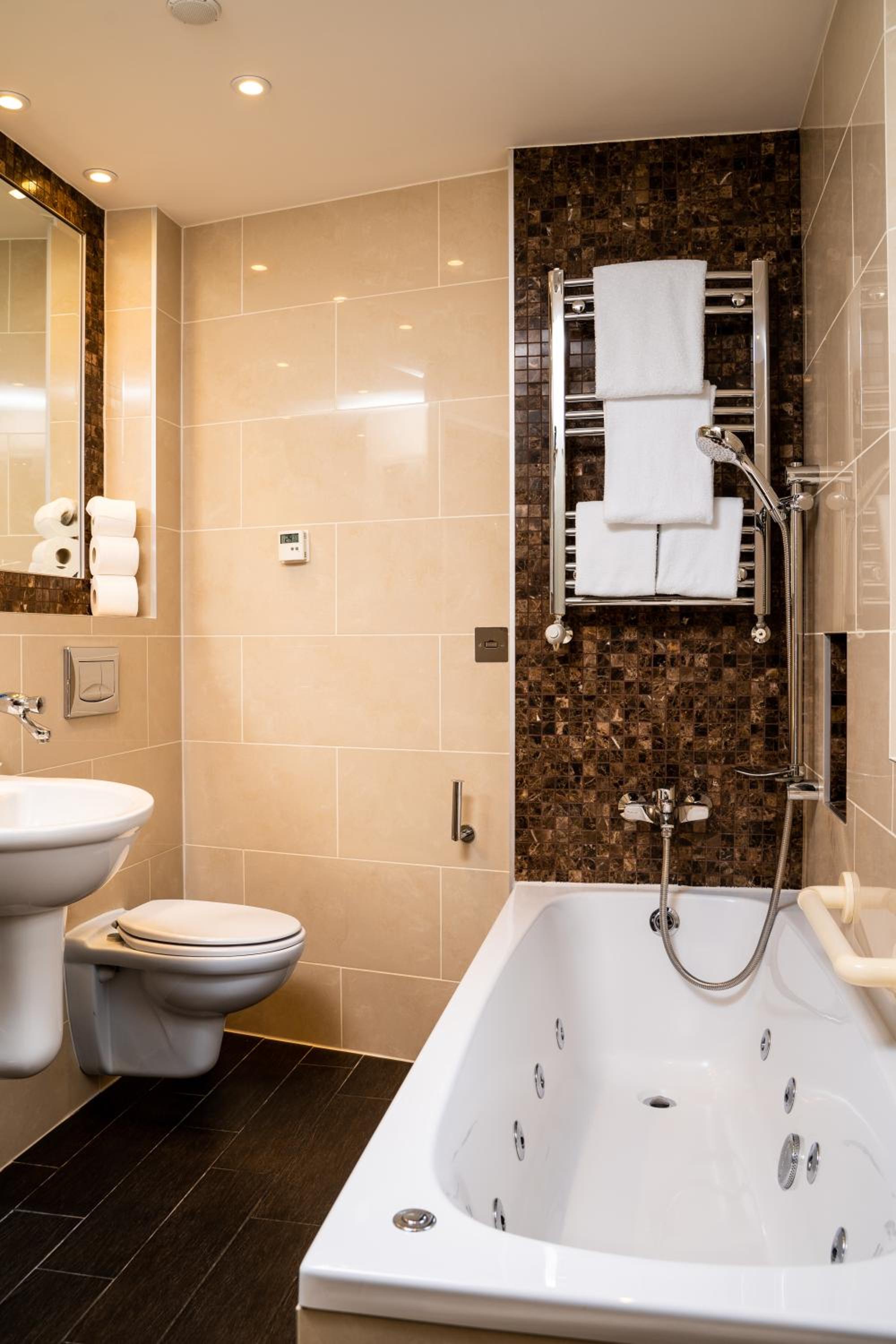 Coach House Double or Twin Room - Annex