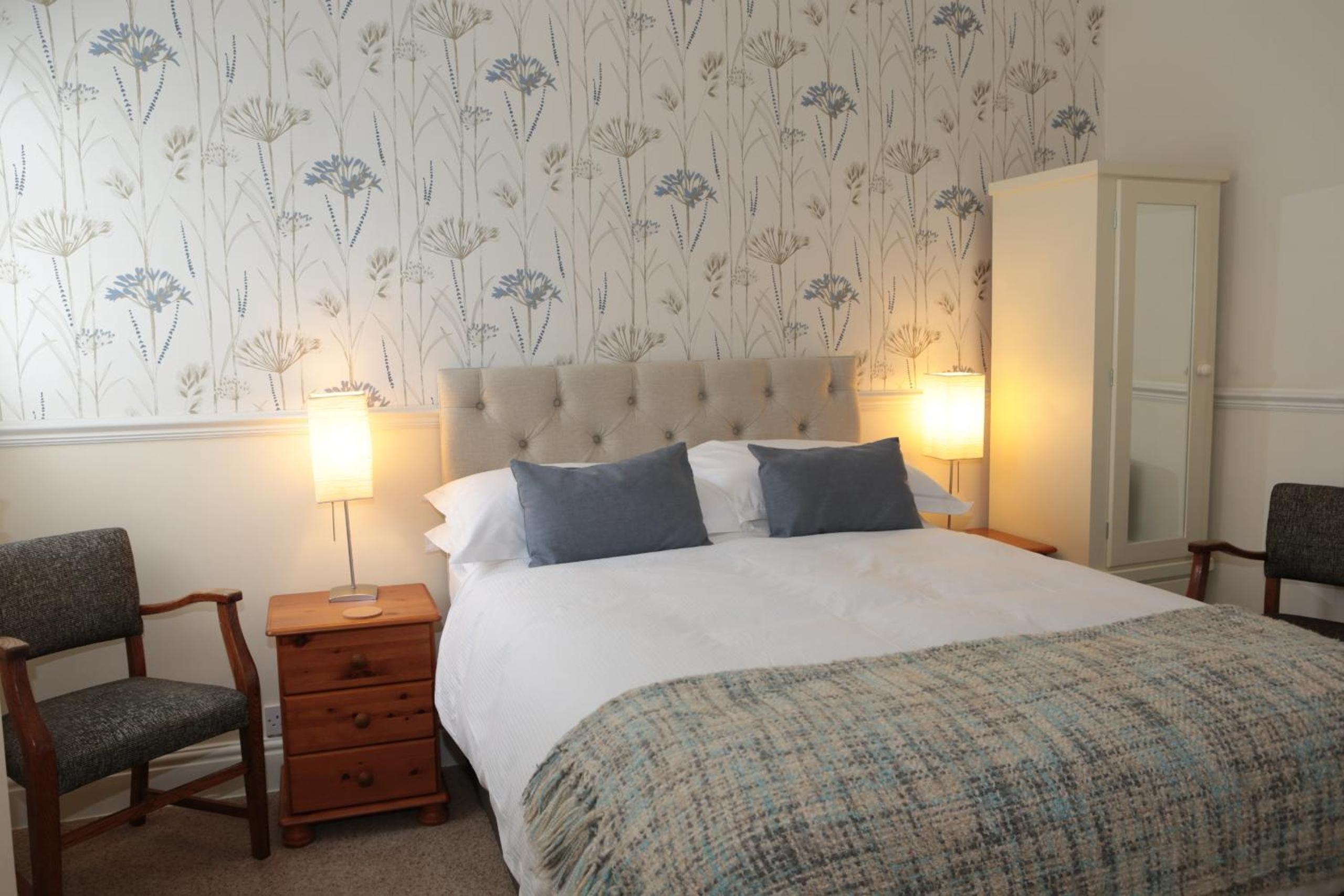 Deluxe Double Room with Shower photo 1