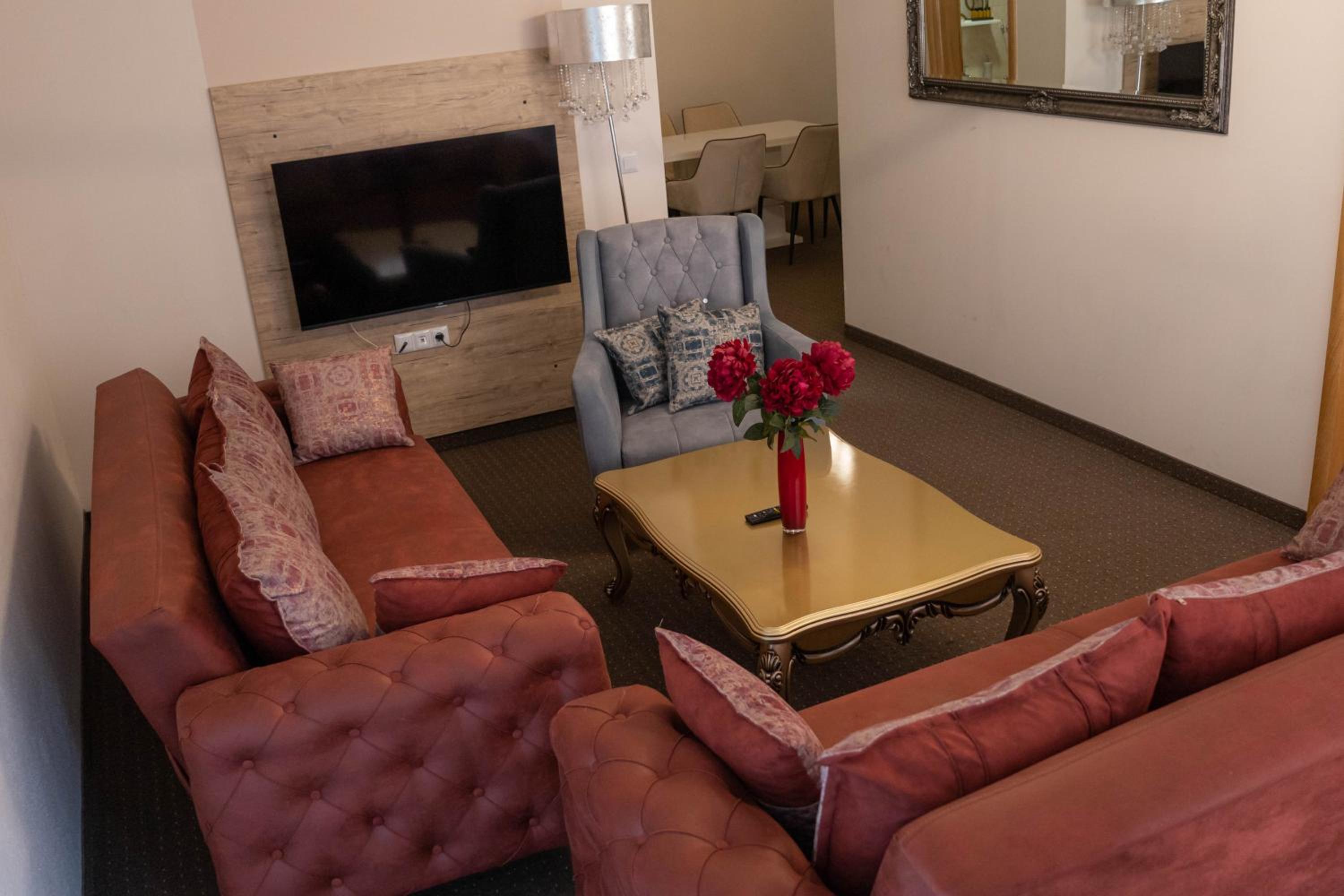 Presidential Suite photo 1
