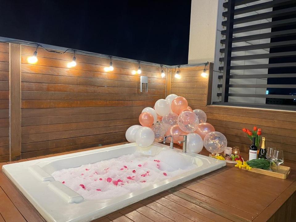 Family Suite - Photo 11