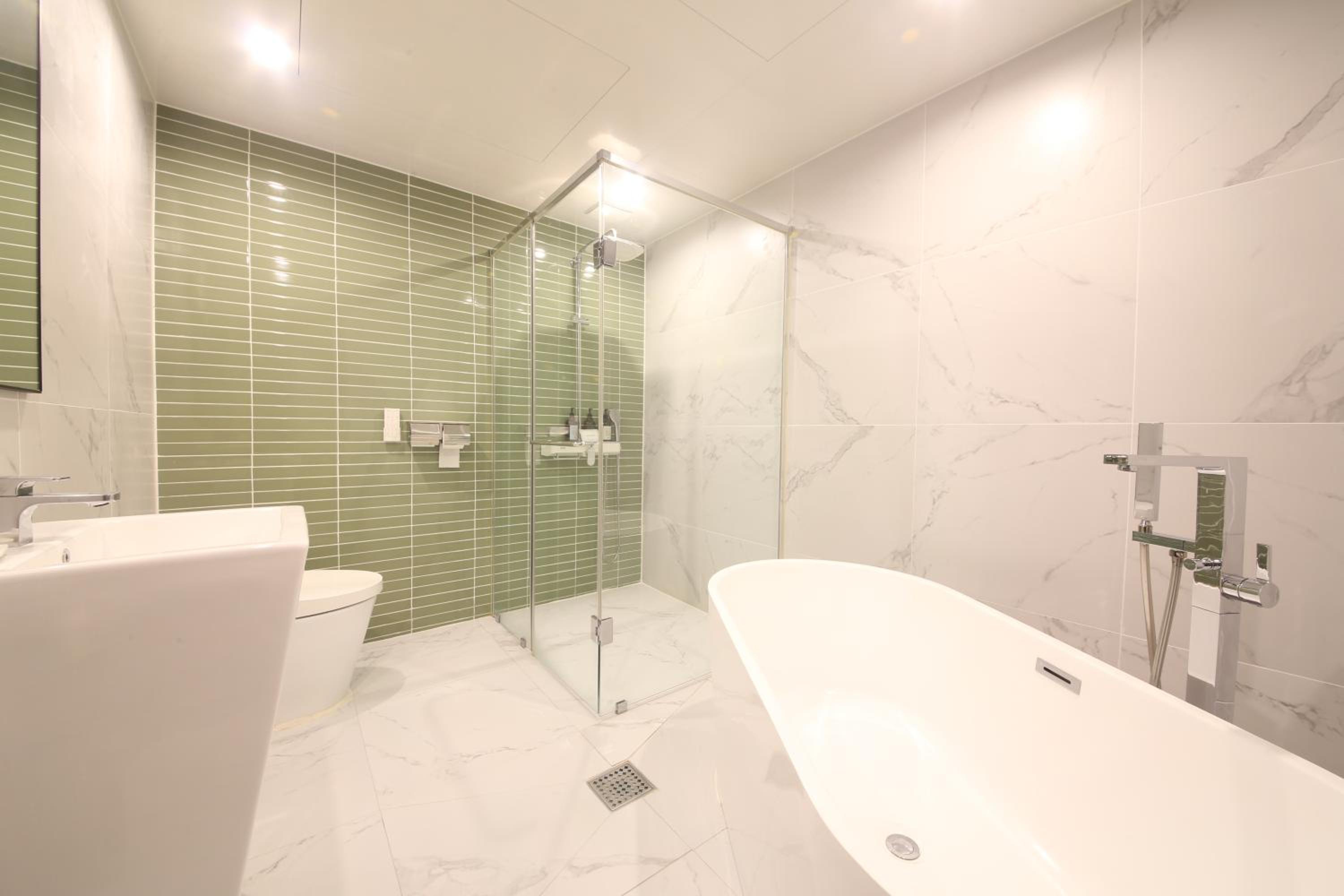 Suite with Terrace - Photo 17
