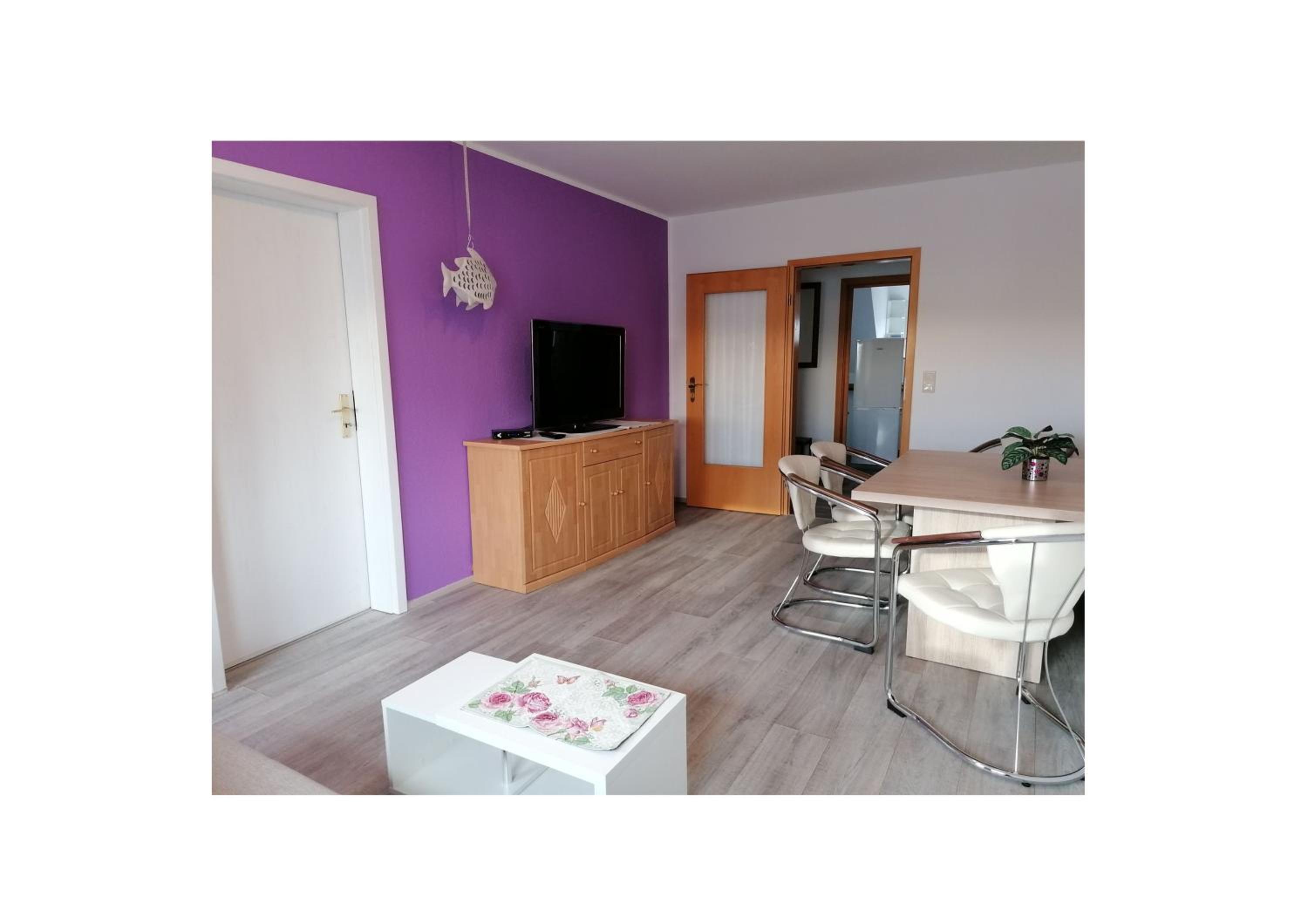 Standard Twin Room with Shared Bathroom photo 1