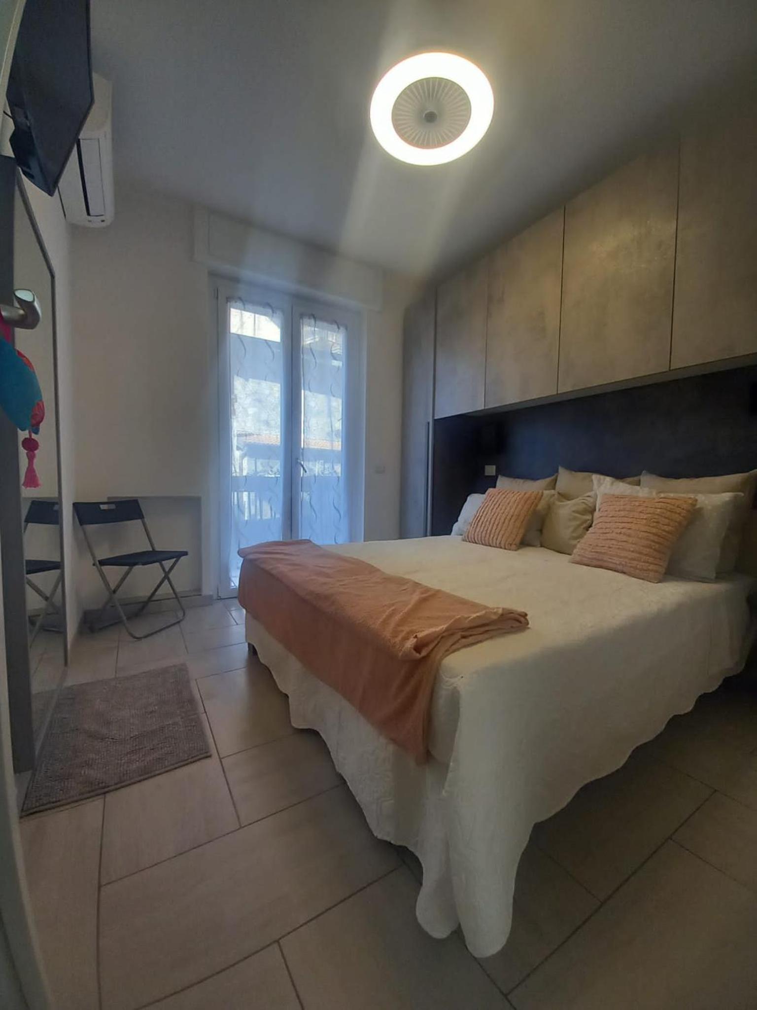 One-Bedroom House photo 2