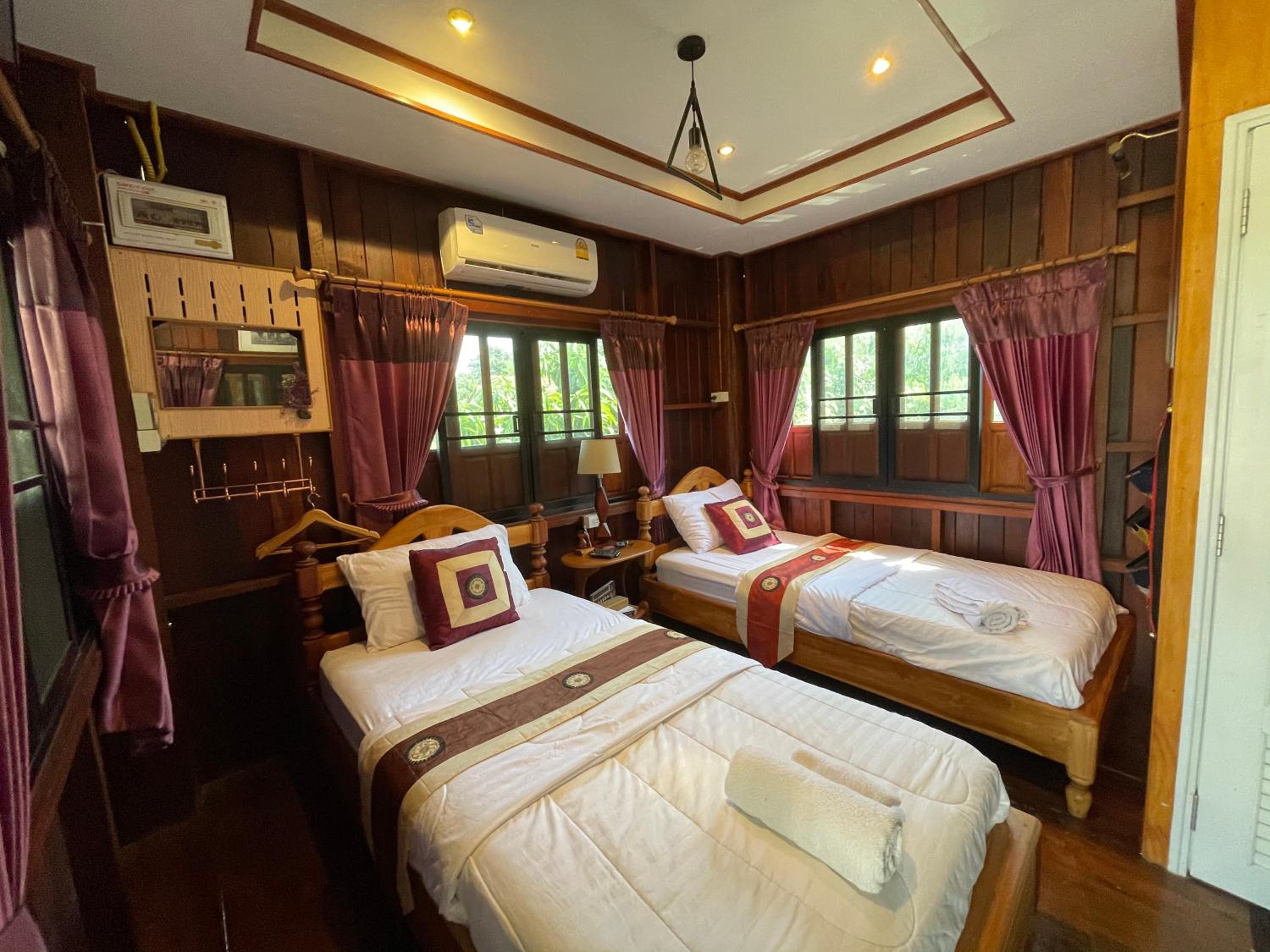 Twin Room with Garden View - Photo 1