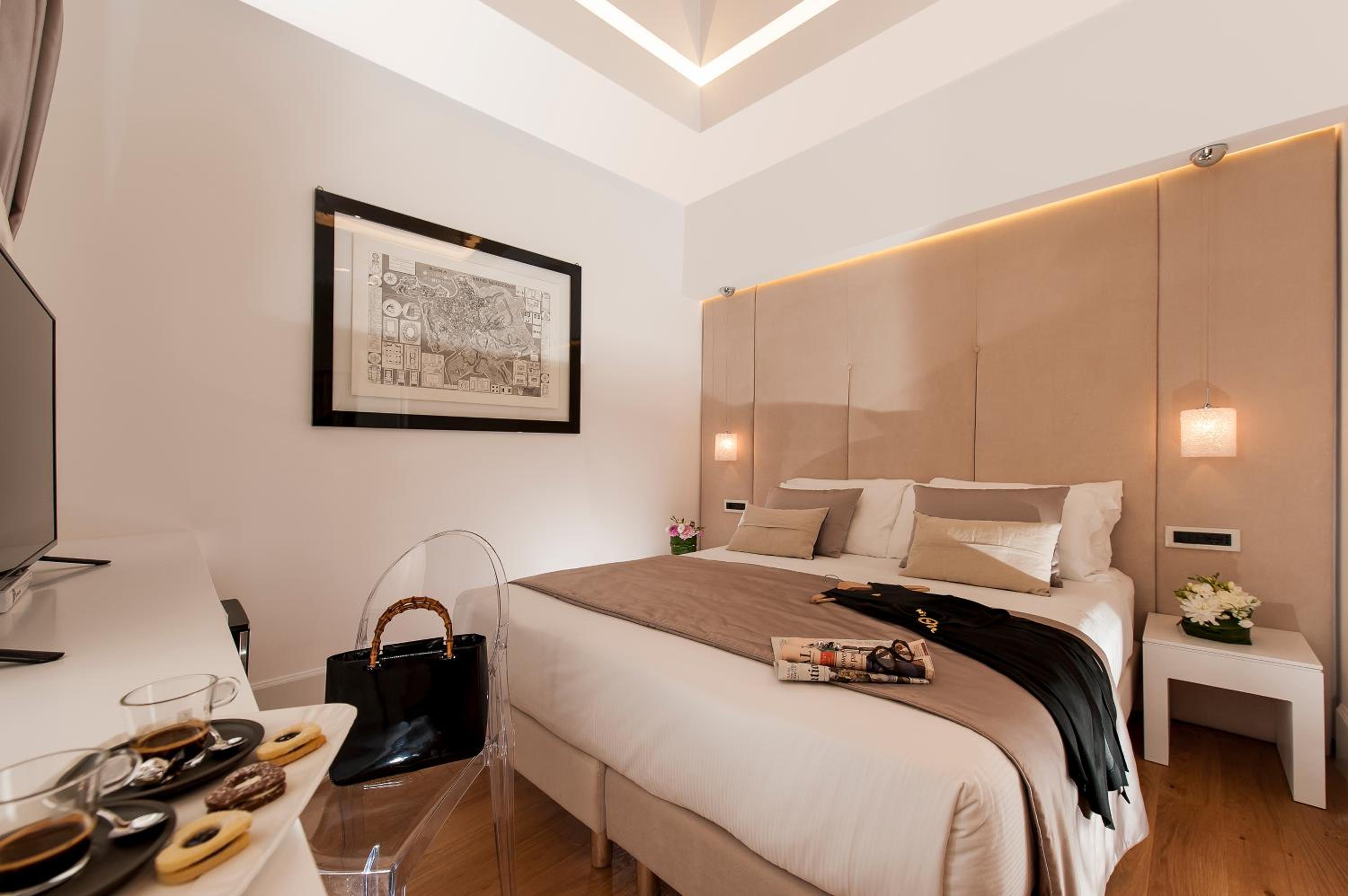 Superior Double or Twin Room photo 2