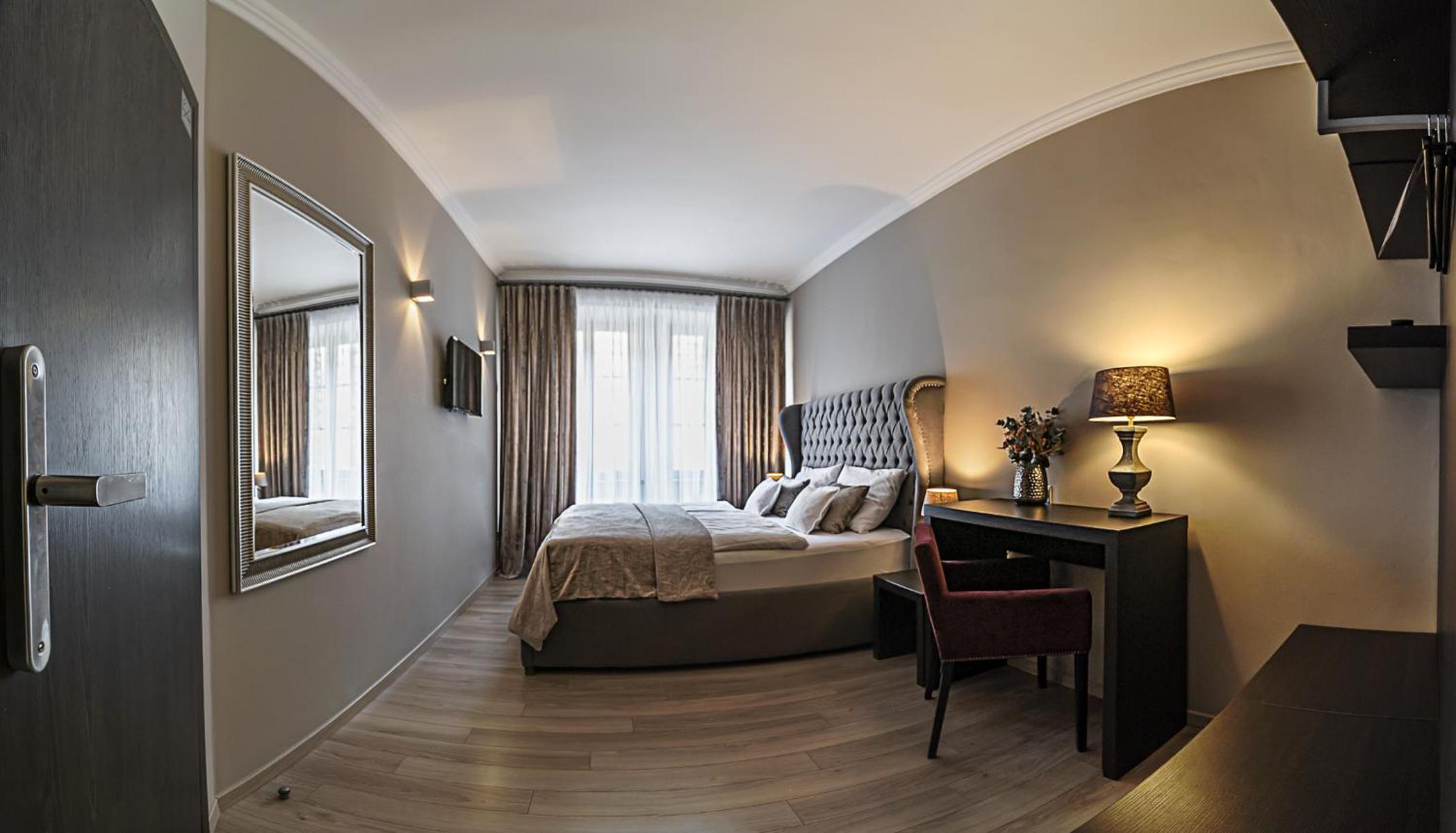 Double Room - Photo 1