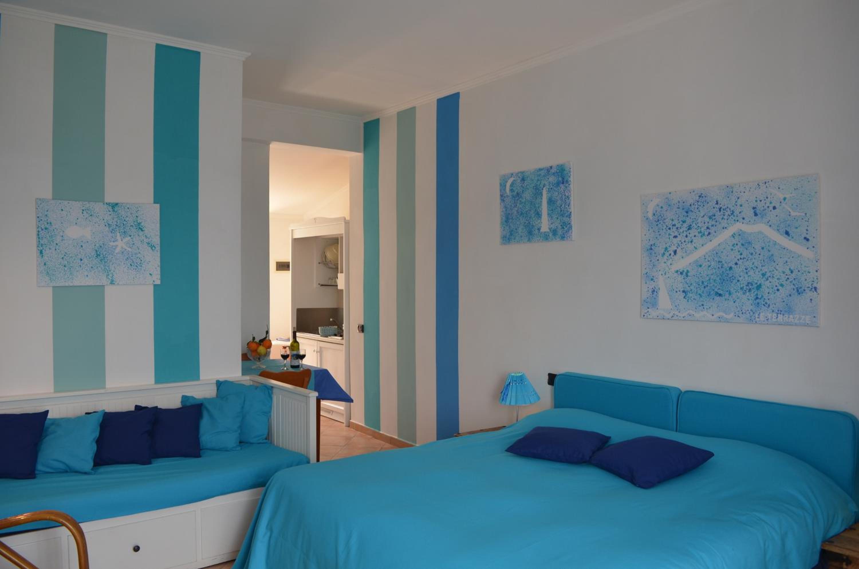 Studio with Balcony and Sea View (2 Adults) - Photo 6