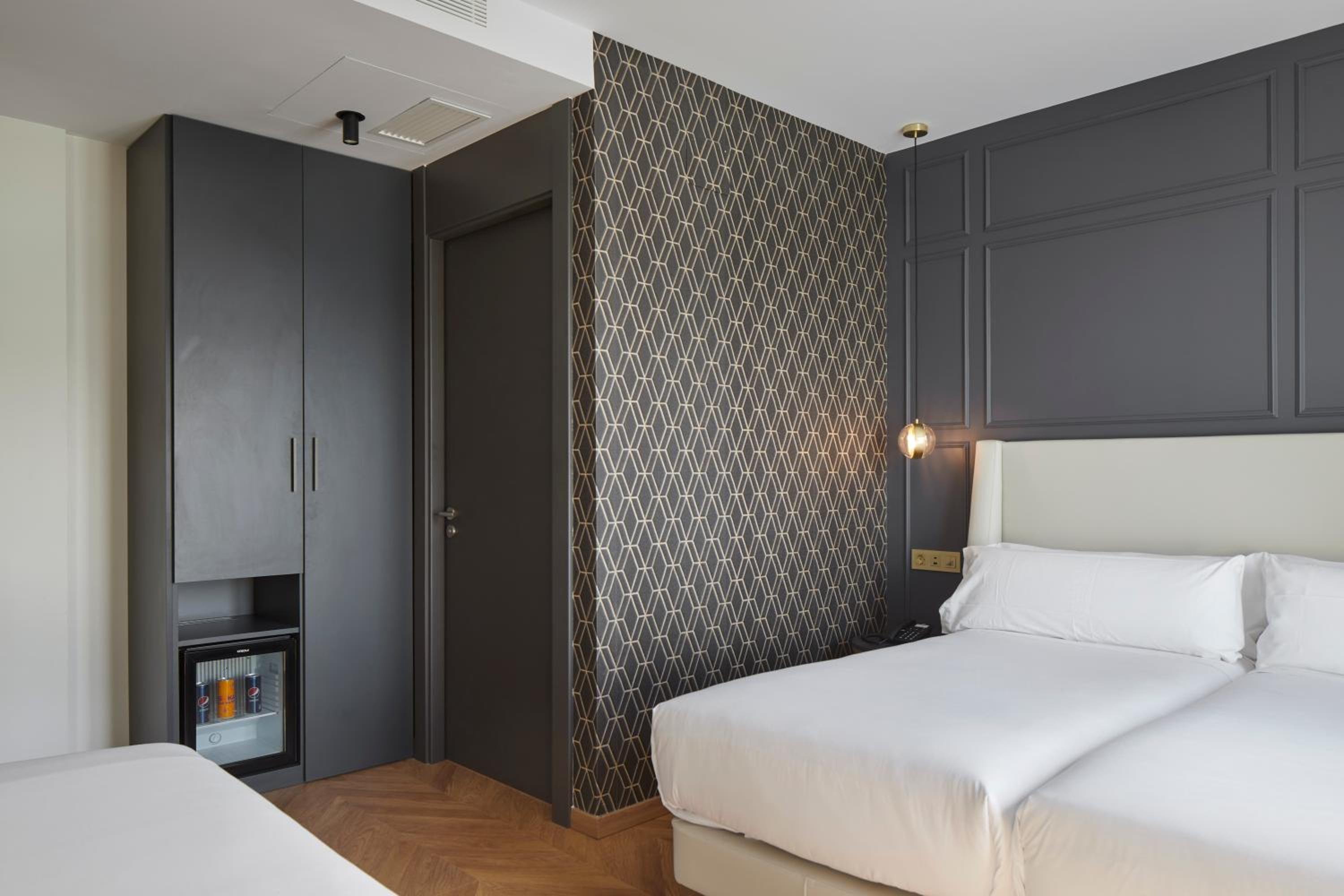 Triple Room - Photo 1