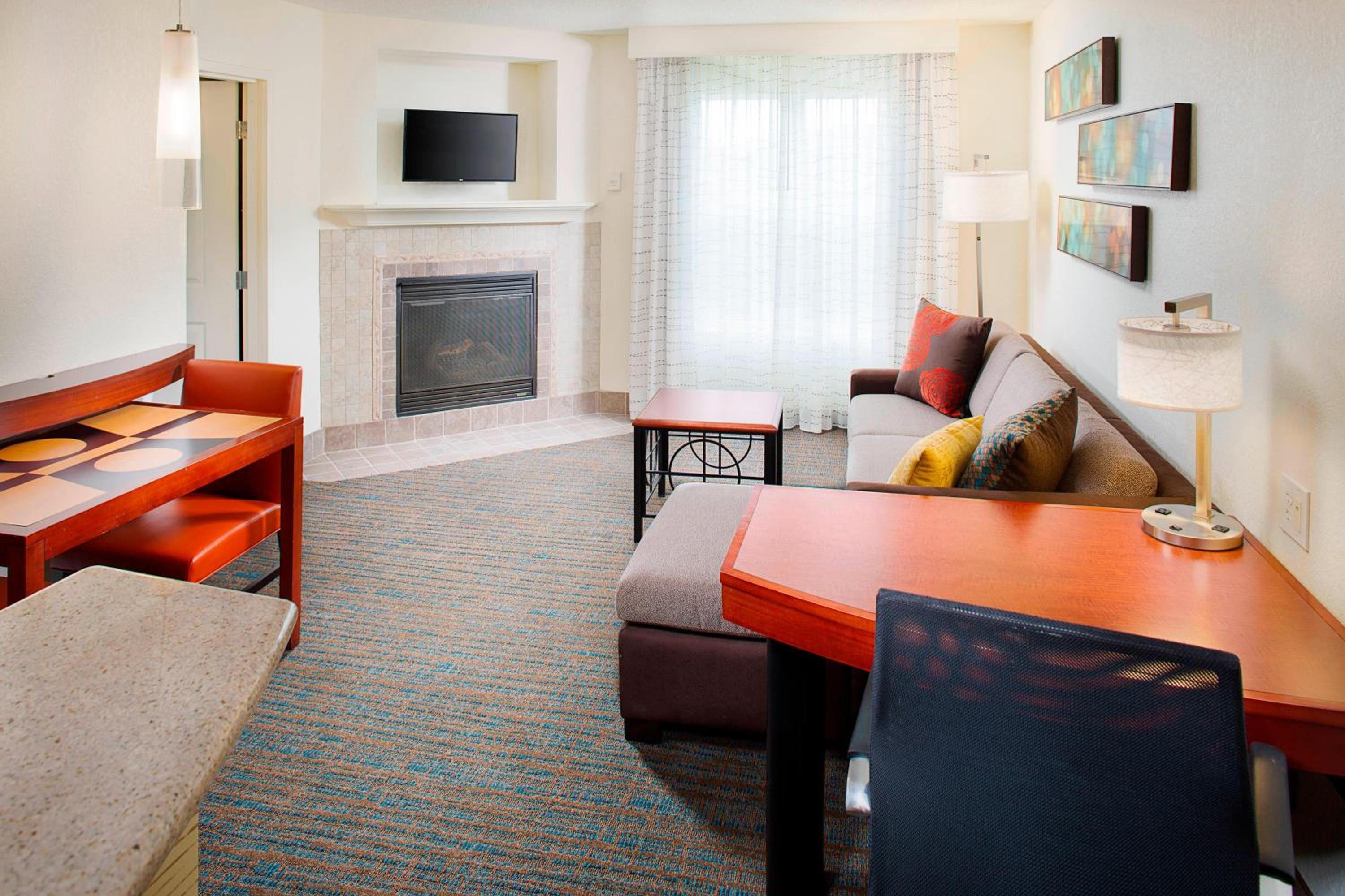 One-Bedroom King Suite with Fireplace